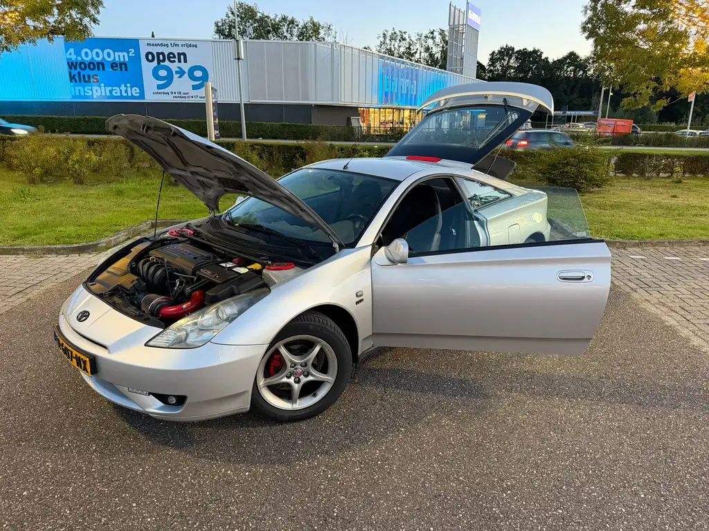 Toyota Celica 2000 из Европы — купить под ключ