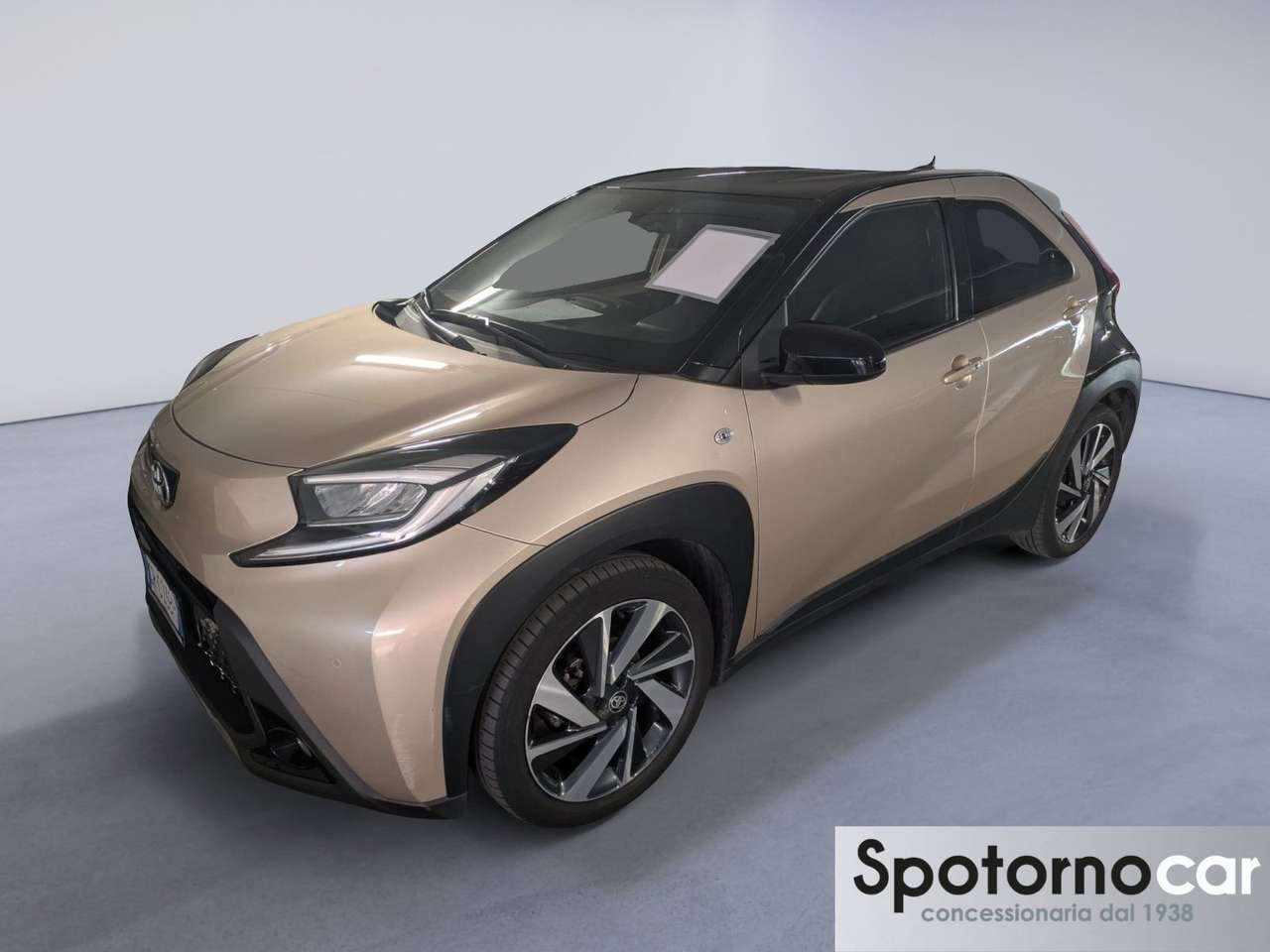 Toyota Aygo X 1.0B (72 CV) Lounge S-CVT