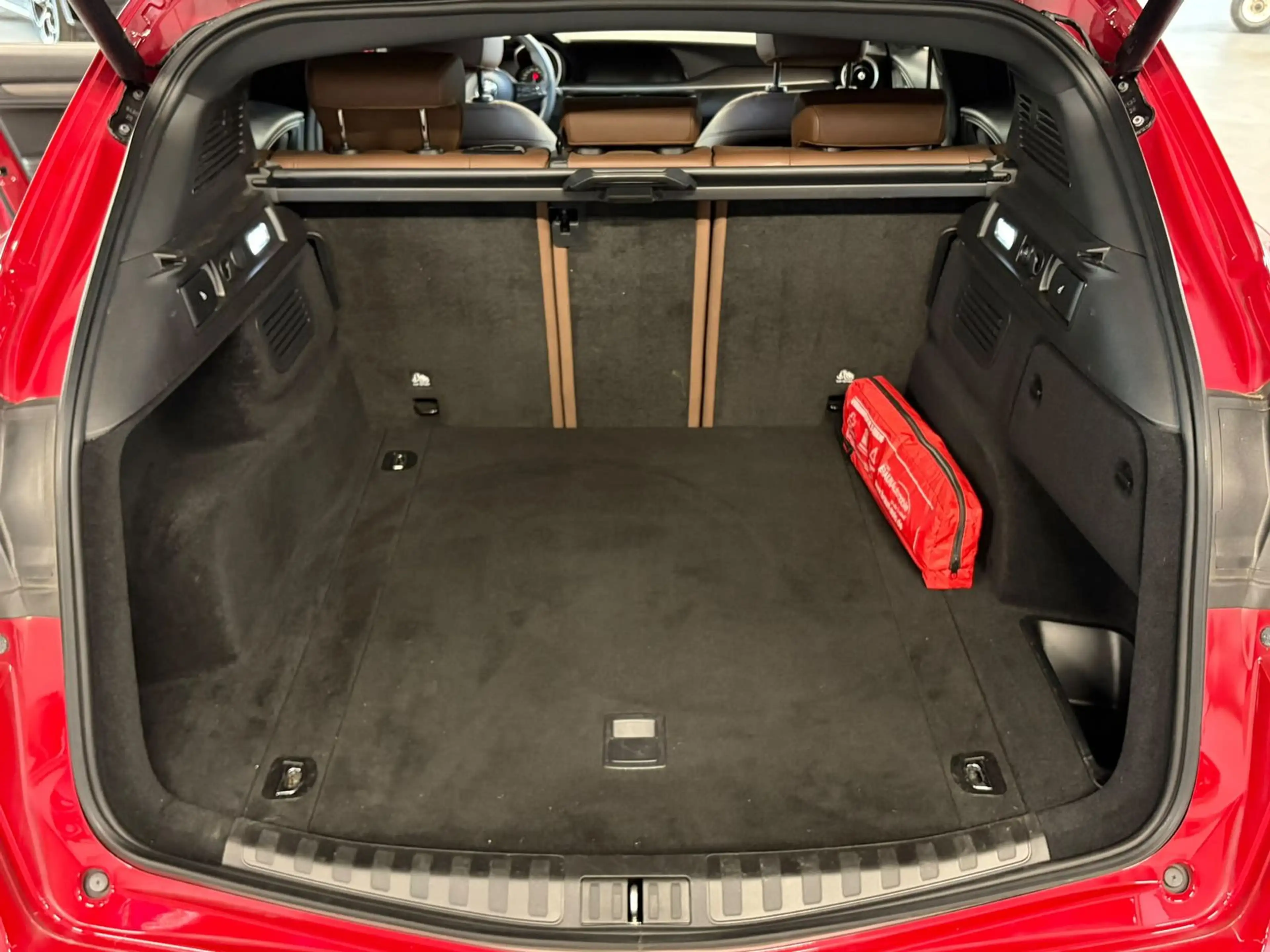 Alfa Romeo Stelvio Ti Q4 XEN+MEMO+ACC+LEDER+KAM+TOT.W+AHK+ — photo 5