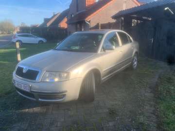 Superb 2.5 TDi V6 Elegance Tiptronic