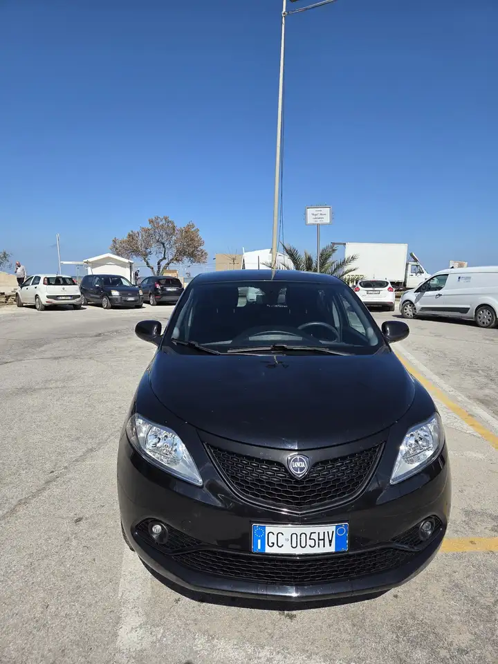 Lancia Ypsilon 2021 — фото 7