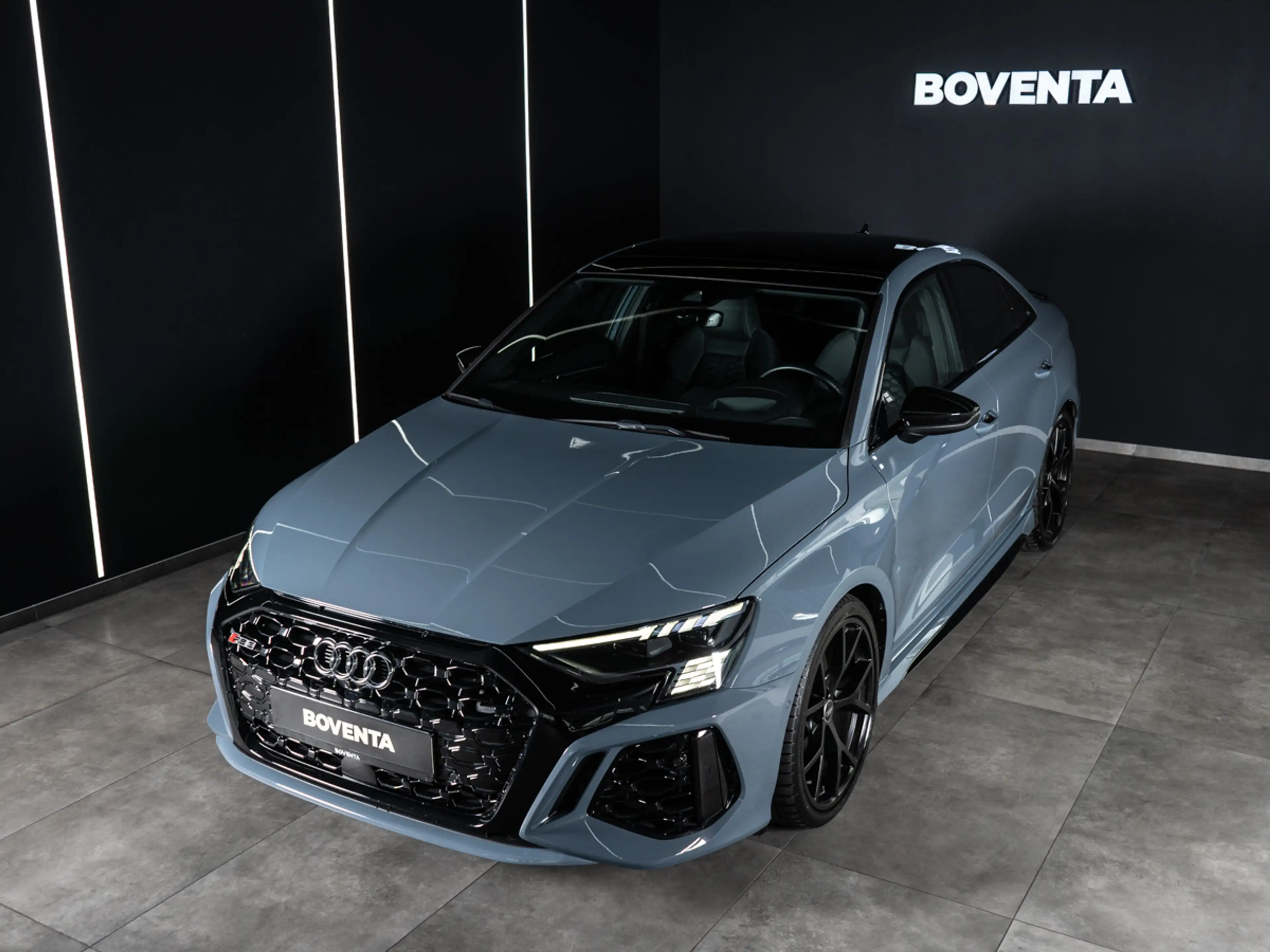 Audi RS3 RS 3 2.5 TFSI quattro Limousine  *SPORTAGA*MATRIX* — photo 3
