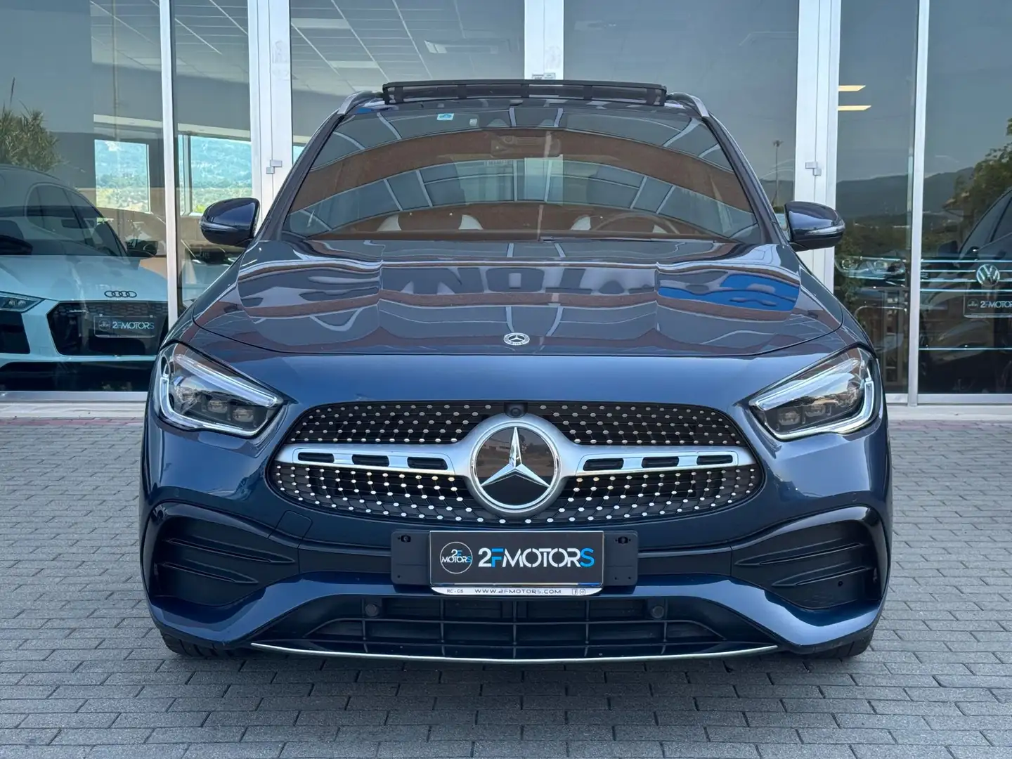 Mercedes-Benz GLA 200 d Premium 4matic auto Blu/Azzurro - 2