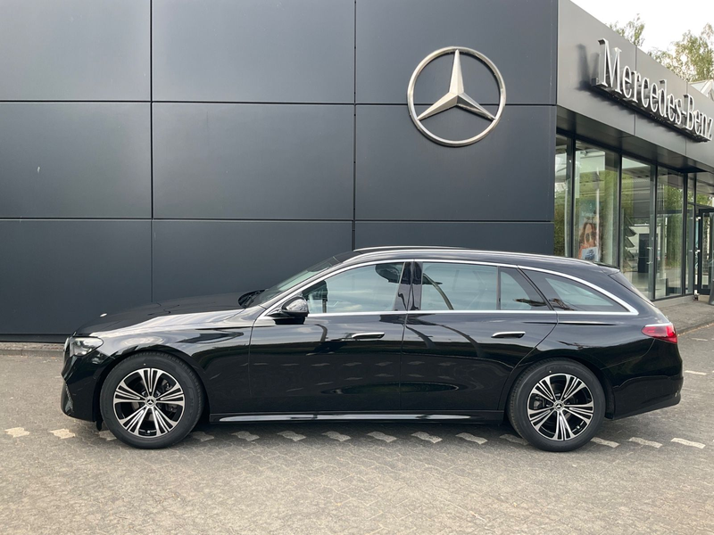 Mercedes-Benz E 220 T d Avantgarde Advanced/AHK/Carplay/Distr. — photo 4
