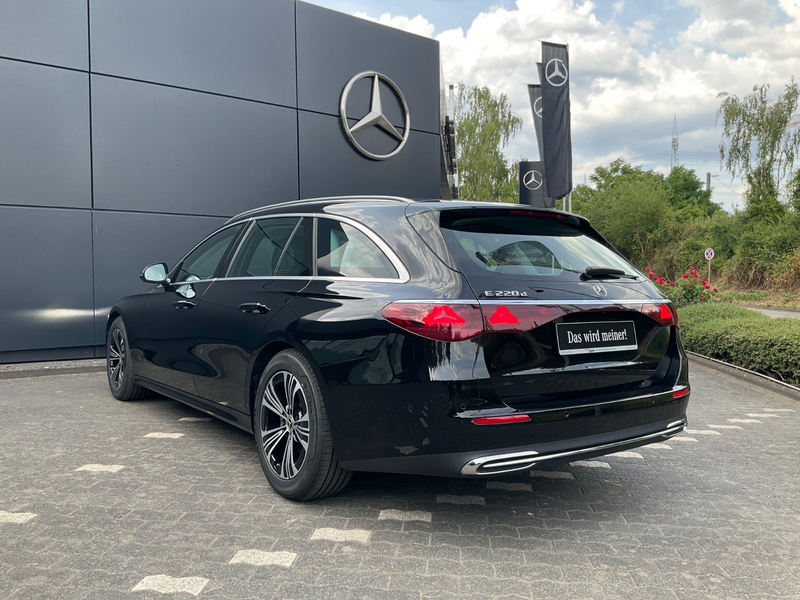 Mercedes-Benz E 220 T d Avantgarde Advanced/AHK/Carplay/Distr. — photo 6