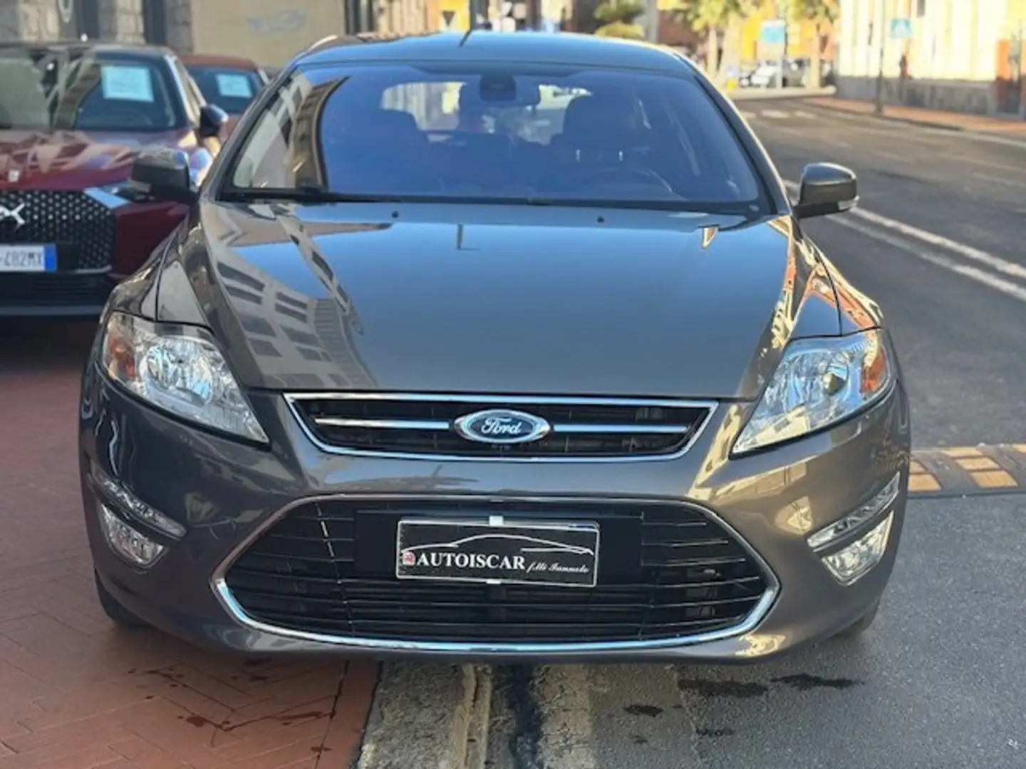 Ford Mondeo 5p 2.0 tdci Titanium 163cv Grigio - 1