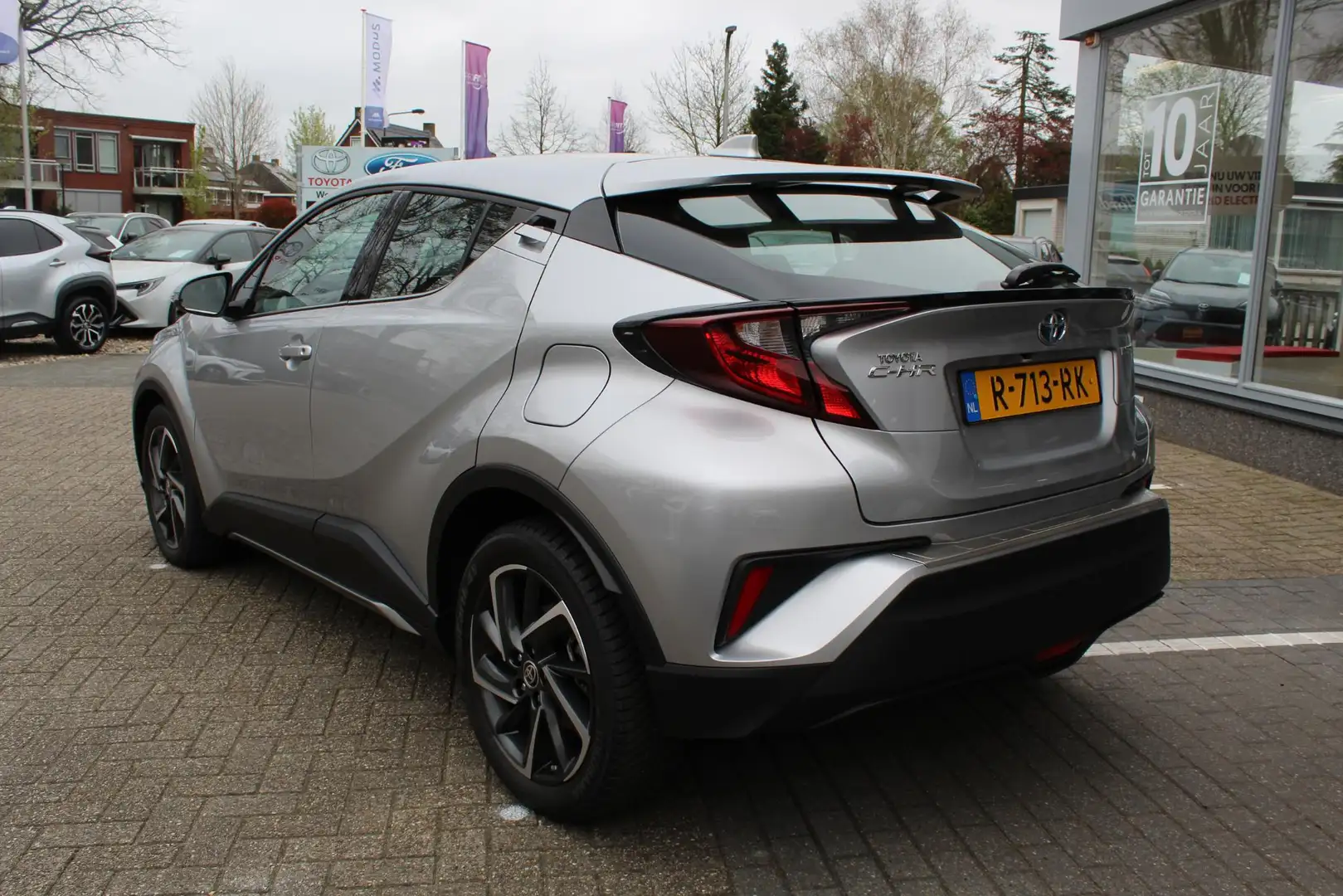 Toyota C-HR 1.8 HYBRID DYNAMIC LED-KOPLAMPEN ALL-SEASON PARK.S Grau - 2