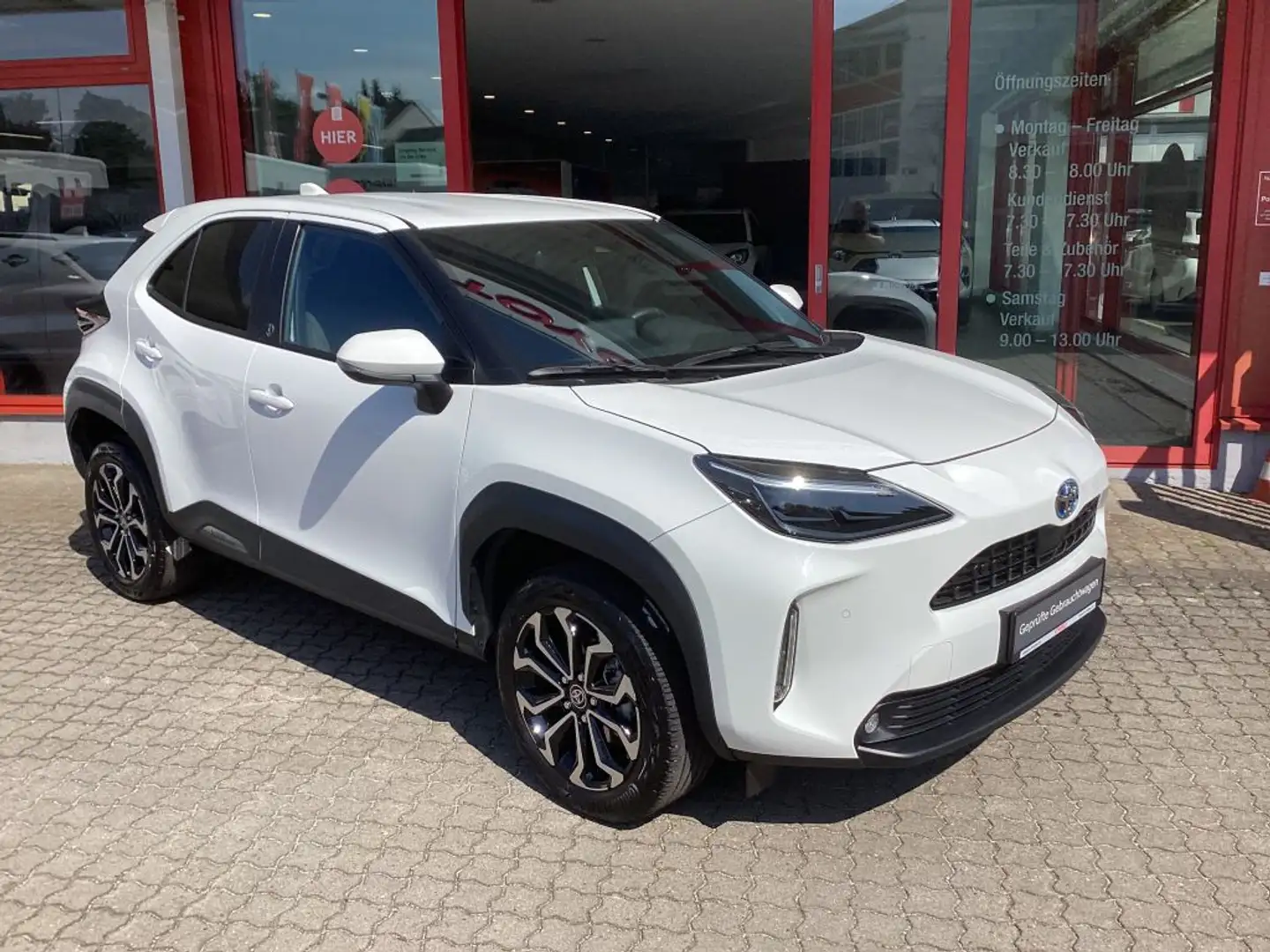Toyota Yaris Cross Hybrid 1.5 VVT-i Team Deutschland - 2
