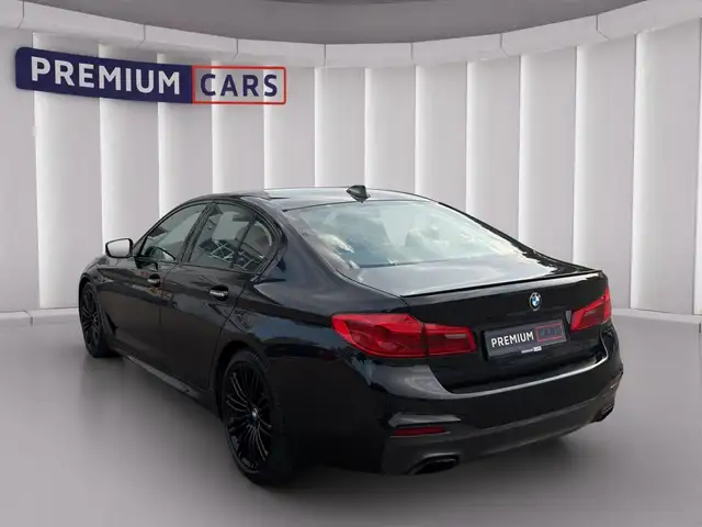 BMW 5 Series view 3