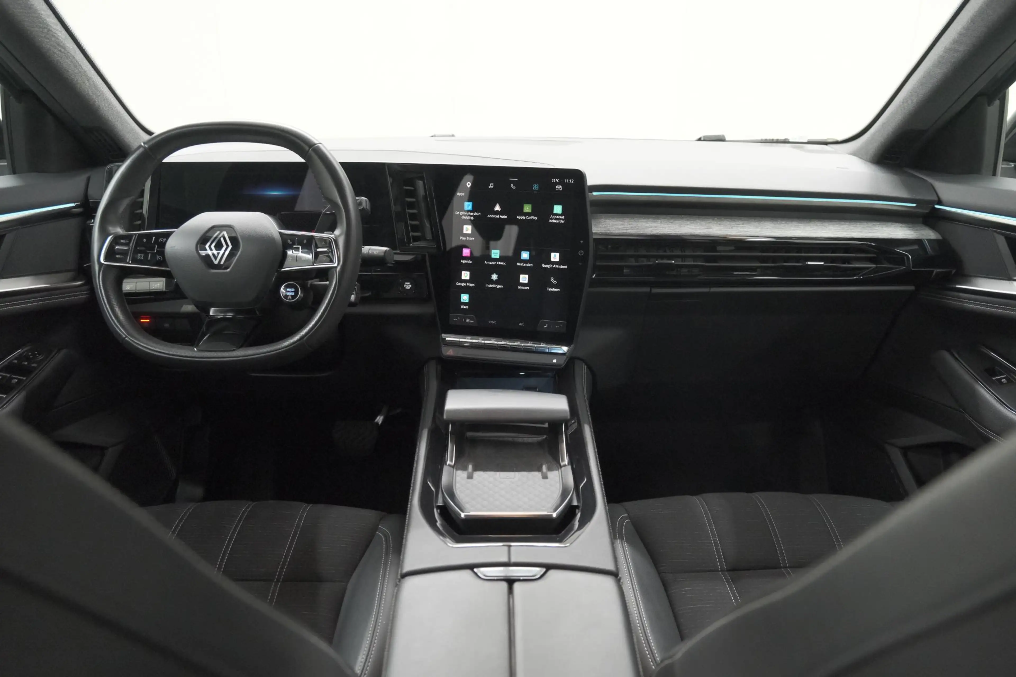 Renault Austral 1.2 E-Tech full hybrid 200 techno | 1500 KG Trekge — photo 2