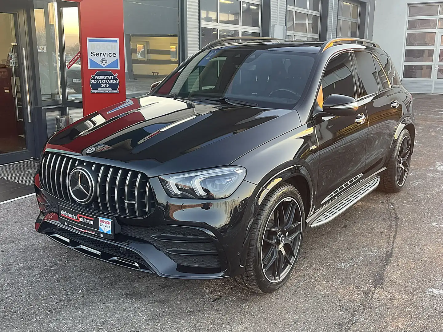 Mercedes-Benz GLE AMG 53 4Matic+ Aut. **ANGEBOT** Schwarz - 2