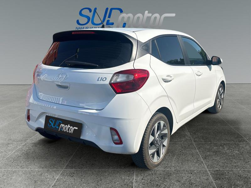 Hyundai i10 Twist — photo 13