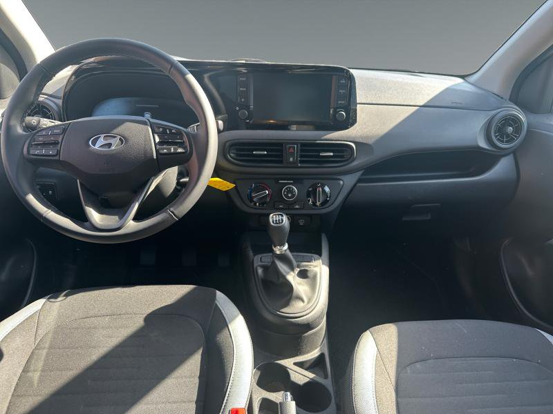 Hyundai i10 Twist — photo 8