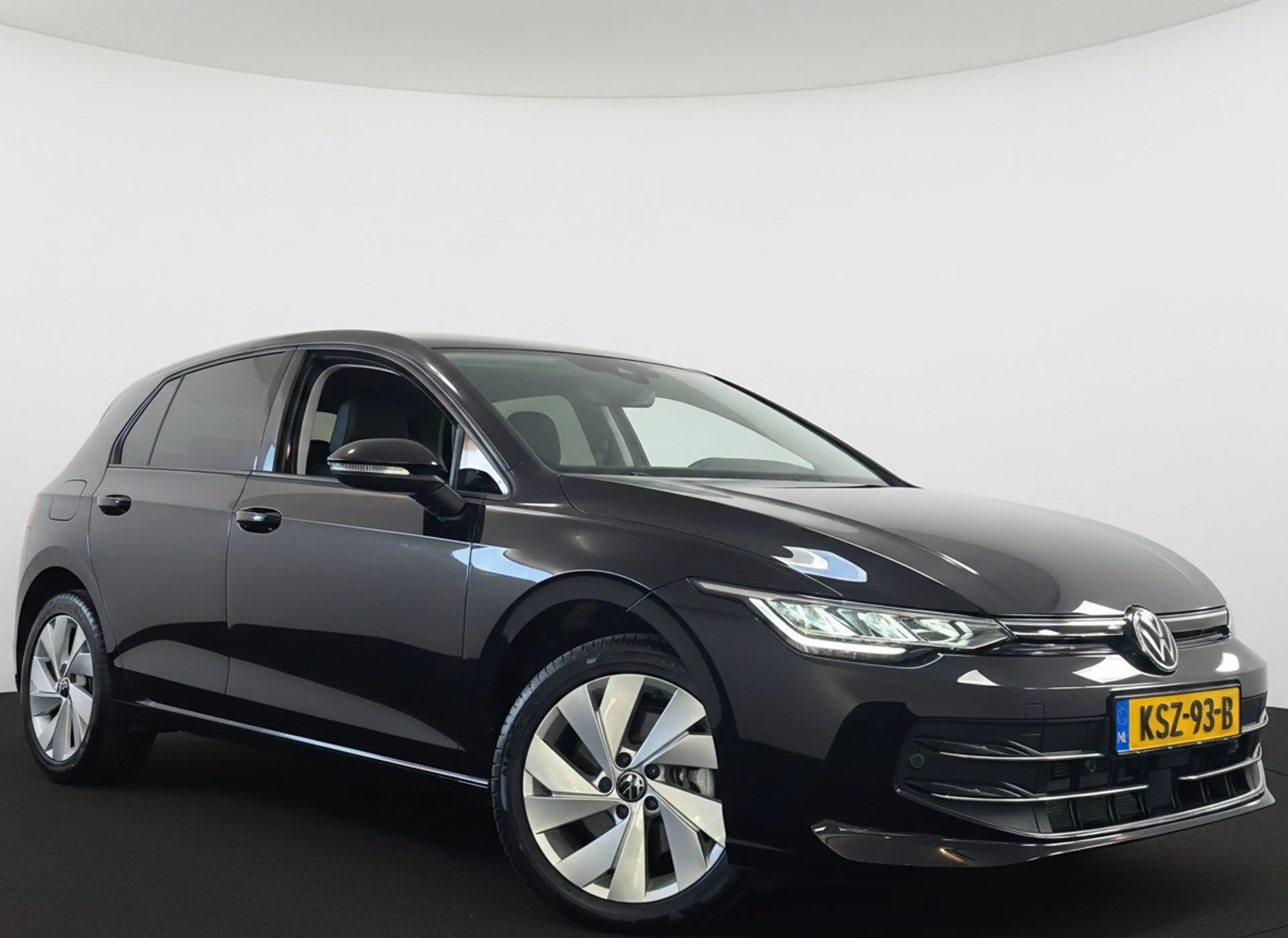 Volkswagen Golf 1.5 eHybrid 204PK [PHEV] LIFE NAVI/CARPLAY/CAMERA/ — photo 3