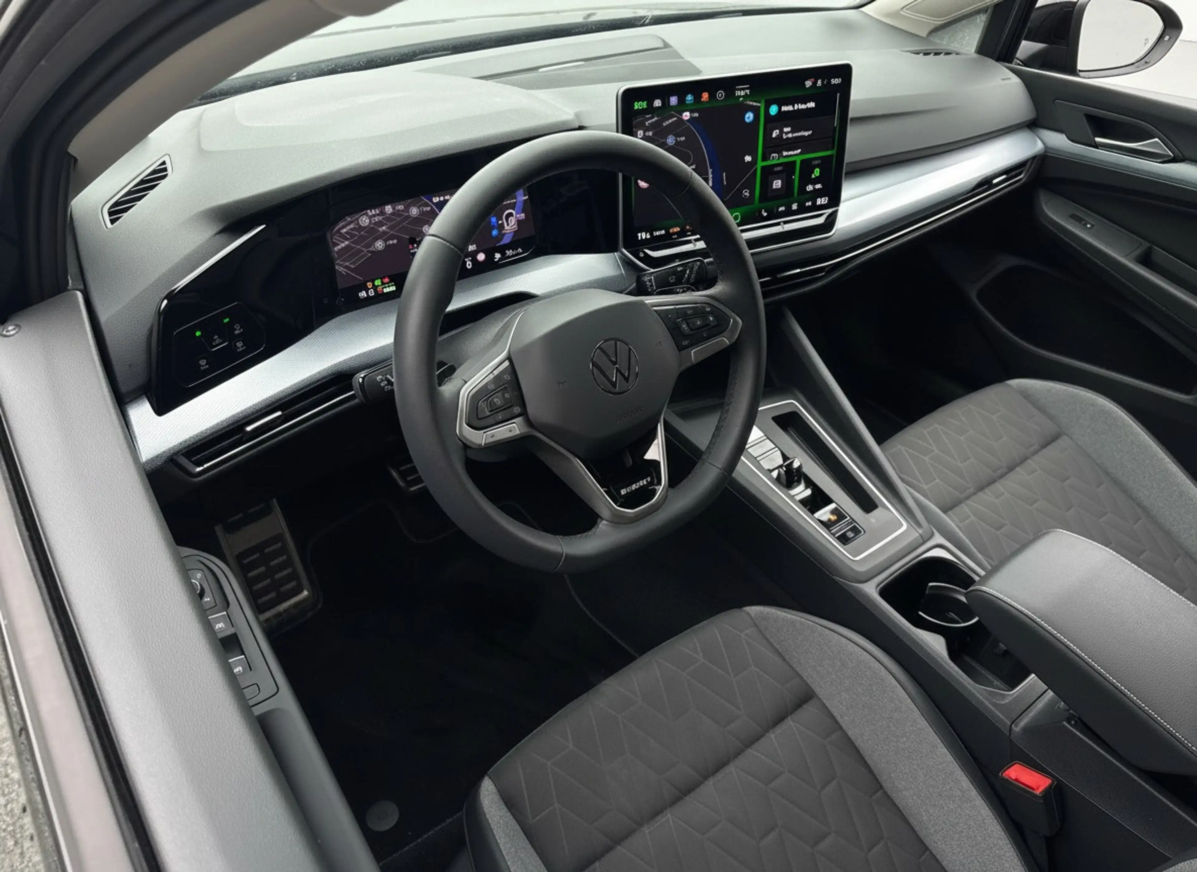 Volkswagen Golf 1.5 eHybrid 204PK [PHEV] LIFE NAVI/CARPLAY/CAMERA/ — photo 21