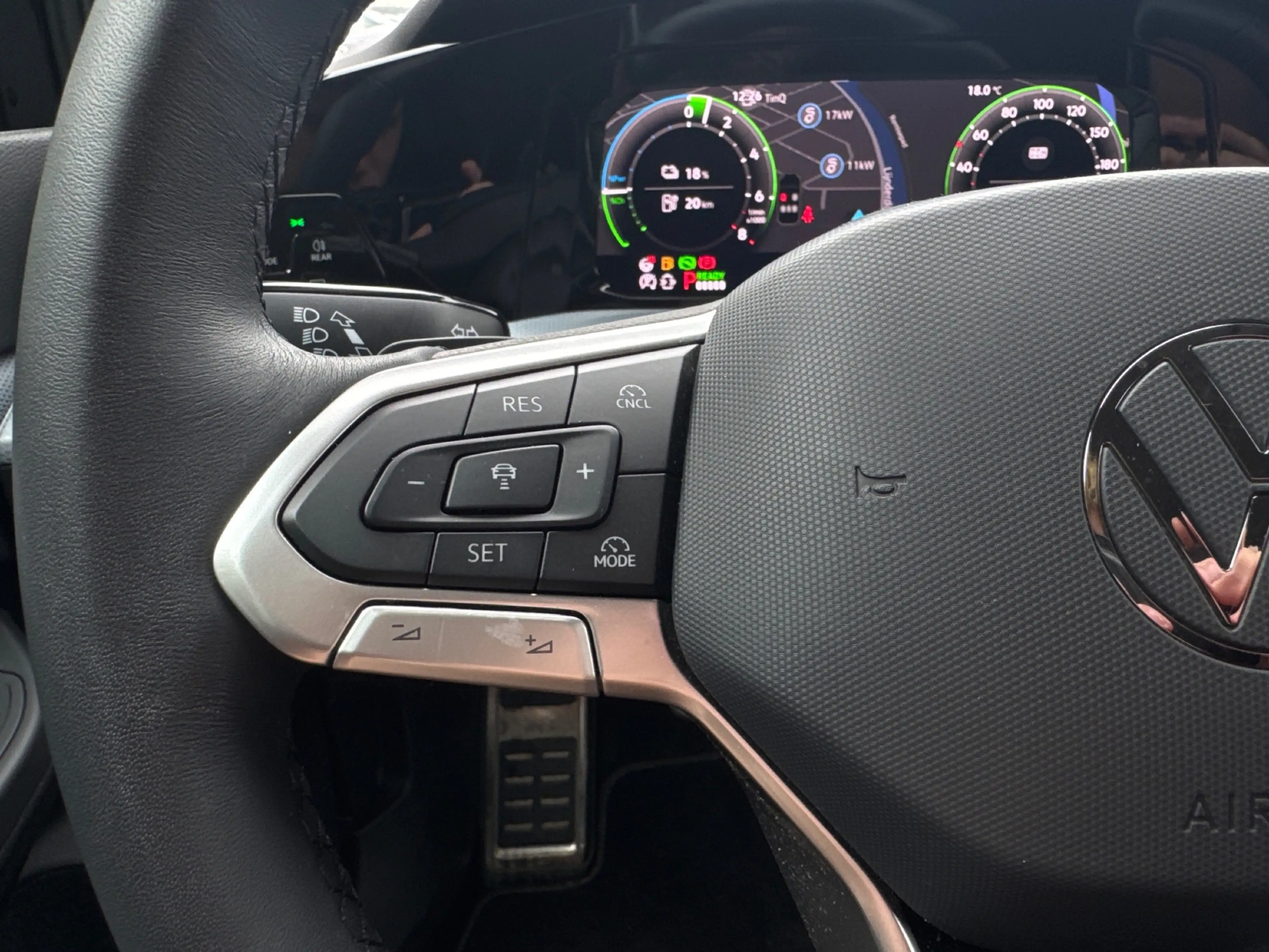 Volkswagen Golf 1.5 eHybrid 204PK [PHEV] LIFE NAVI/CARPLAY/CAMERA/ — photo 24