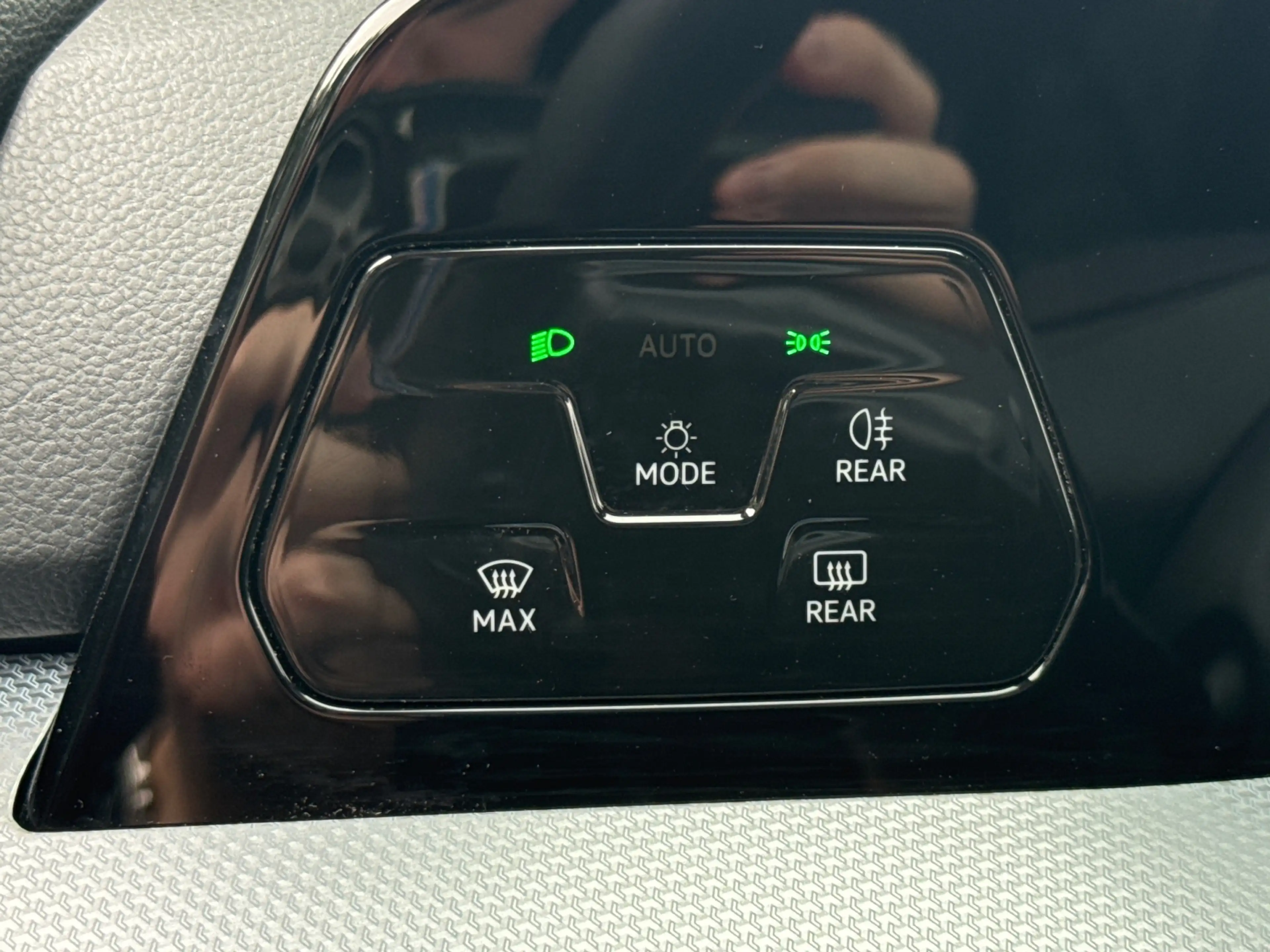 Volkswagen Golf 1.5 eHybrid 204PK [PHEV] LIFE NAVI/CARPLAY/CAMERA/ — photo 28