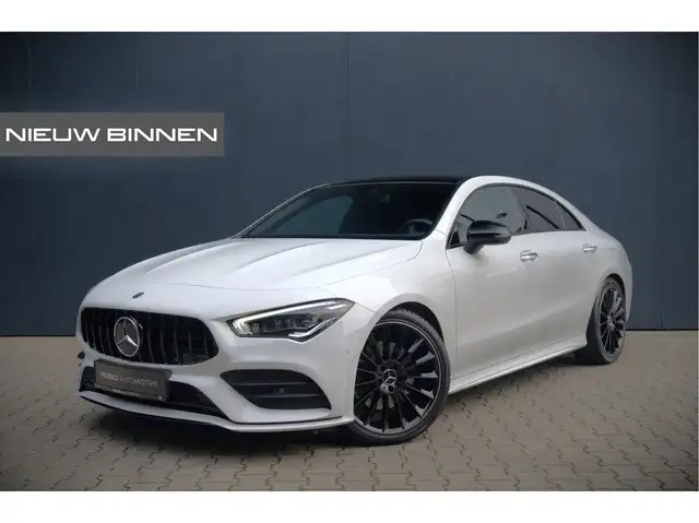 Mercedes-Benz CLA 180 Advantage AMG | Stoelverwarming | Parkeersensoren