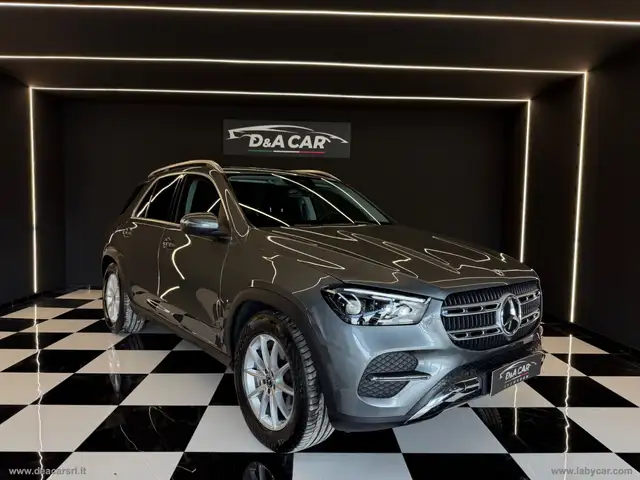 Mercedes-Benz GLE 300 GLE 300 d 4Matic Mild Hybrid