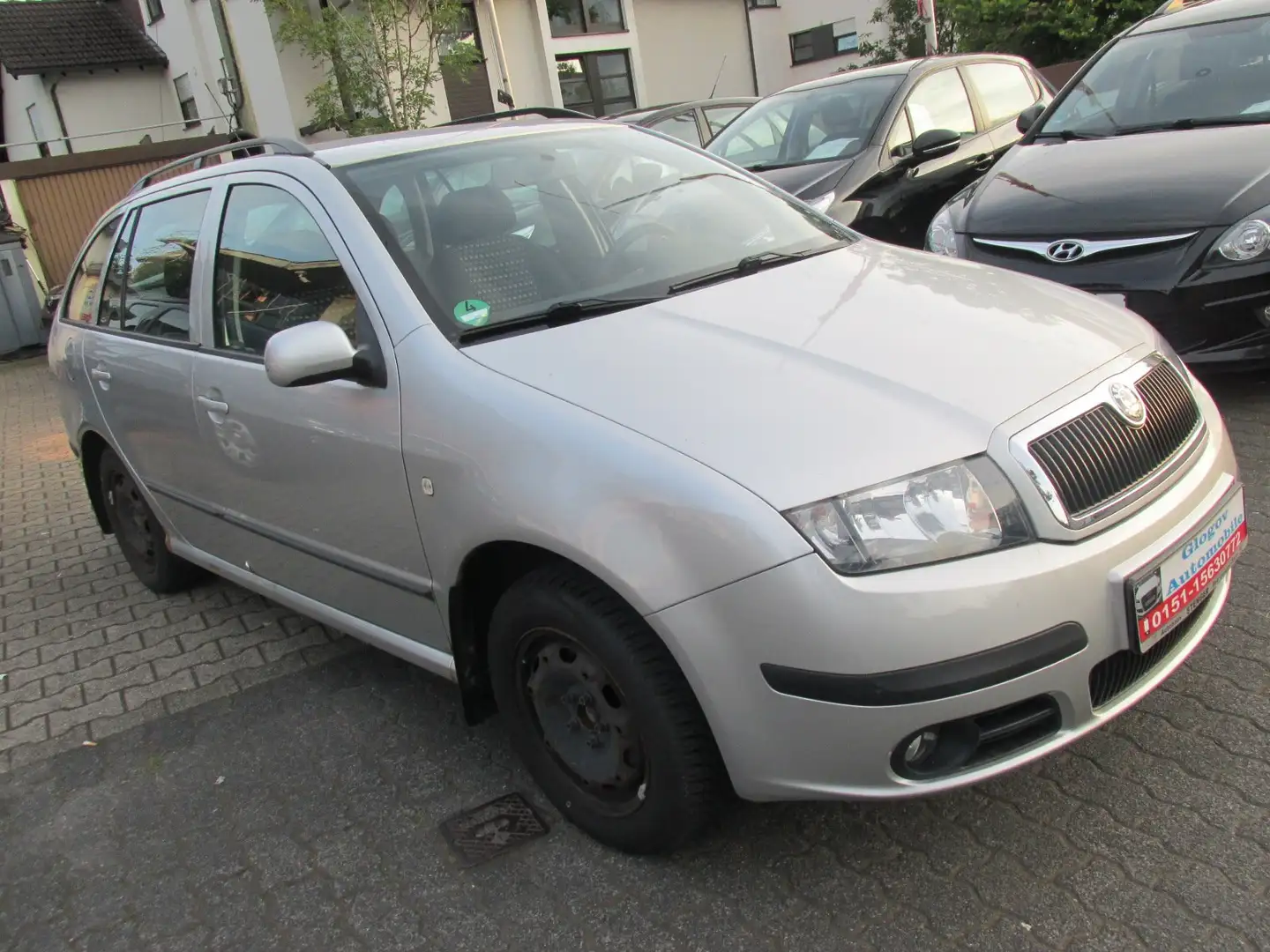 Skoda Fabia 1.4 Cool Edition*KLIMA*ERST 97.000 KM Grau - 2