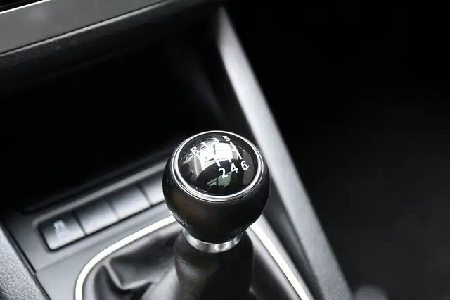 Volkswagen Scirocco view 15