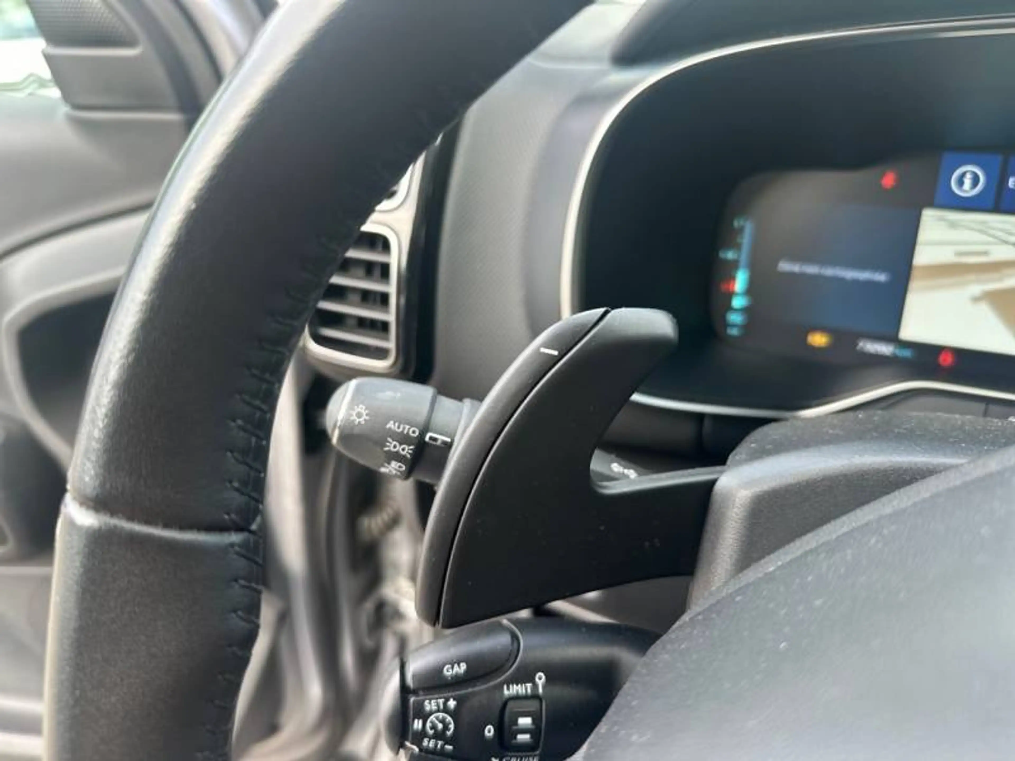 Citroen C5 Aircross 1 1.6 Plug-in Hybrid 225 ë-EAT8 Feel — photo 14