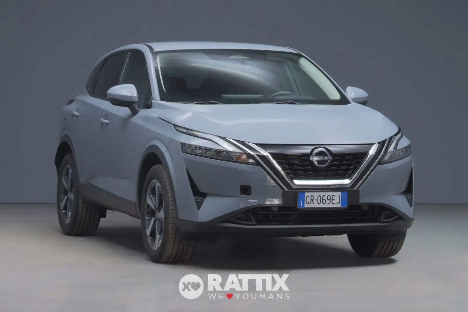Nissan Qashqai 1.3 Mhev 140CV N-Connecta Grijs - 2