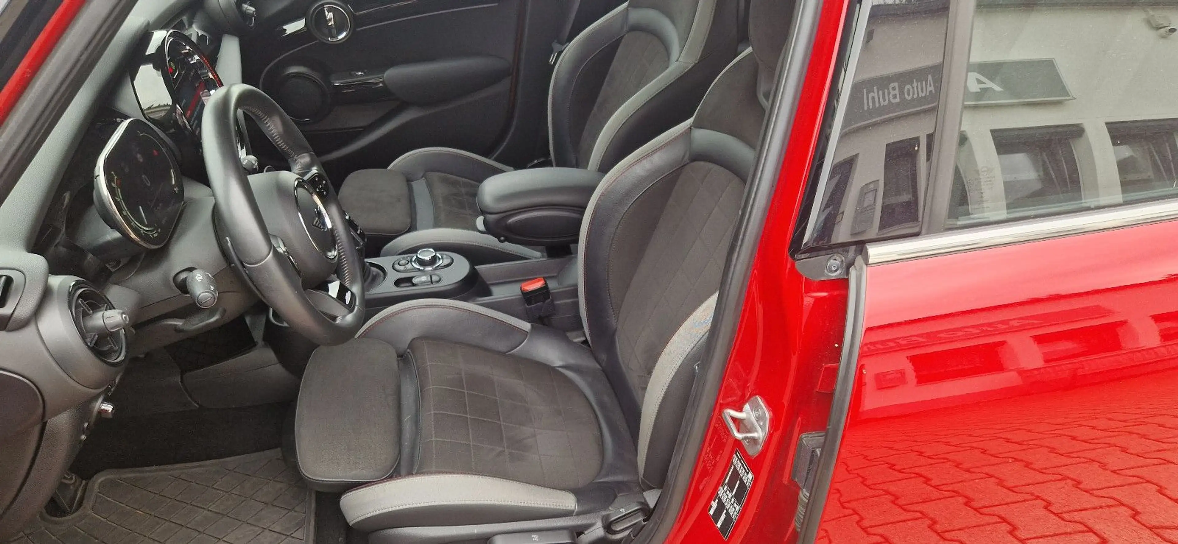 MINI Cooper S COOPER S Mini Cooper S John Cooper Works Trim — photo 10