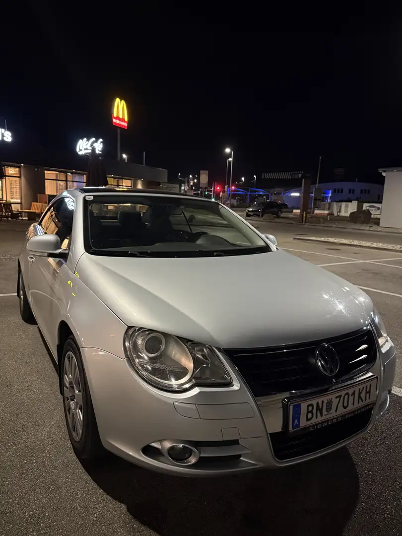 Volkswagen Eos 1.6 FSI - 1
