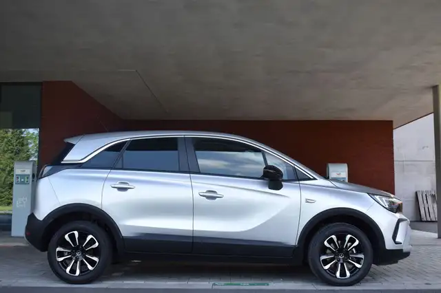 Opel Crossland view 3