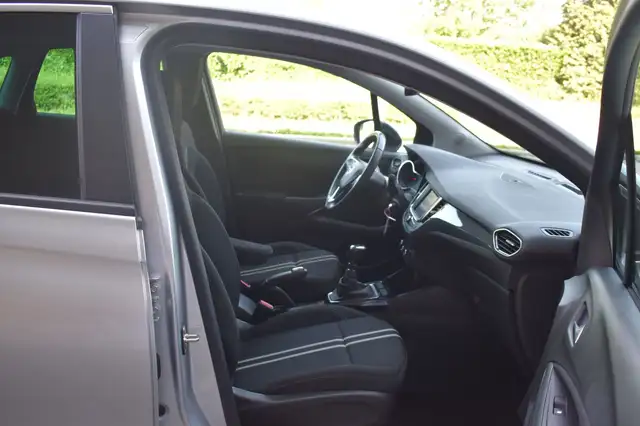 Opel Crossland view 14