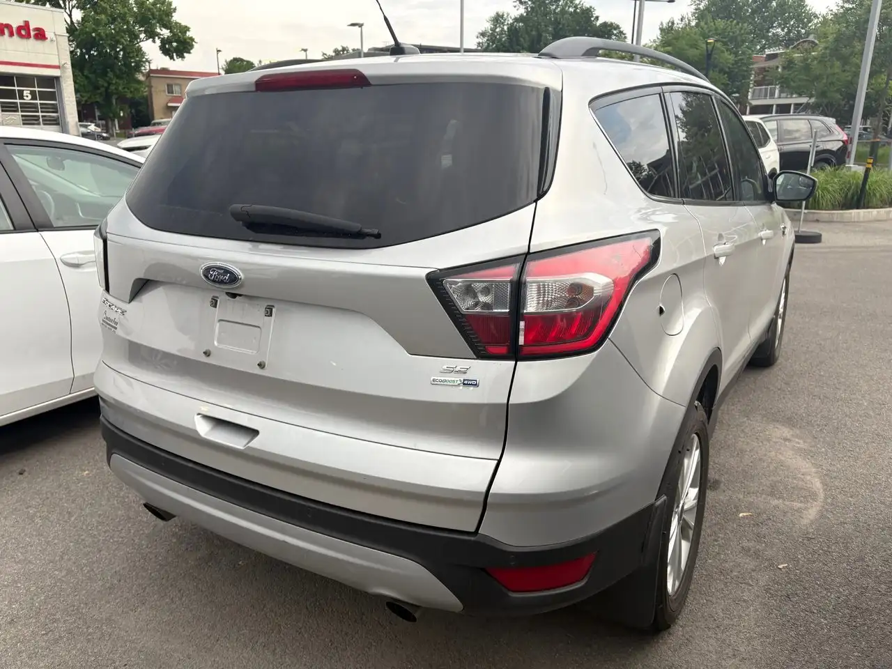 Ford Escape снимка Ford Escape