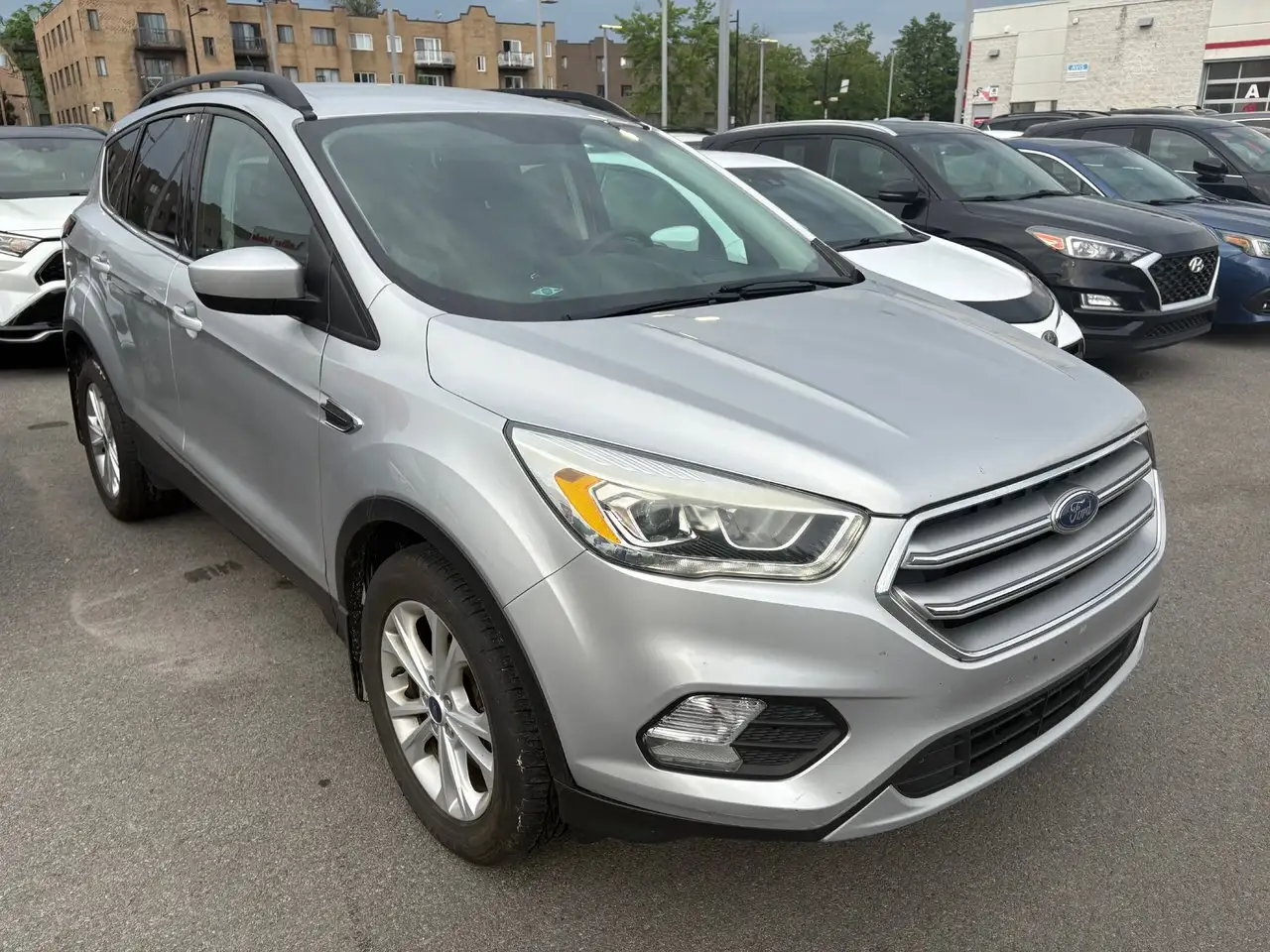 Ford Escape снимка Ford Escape