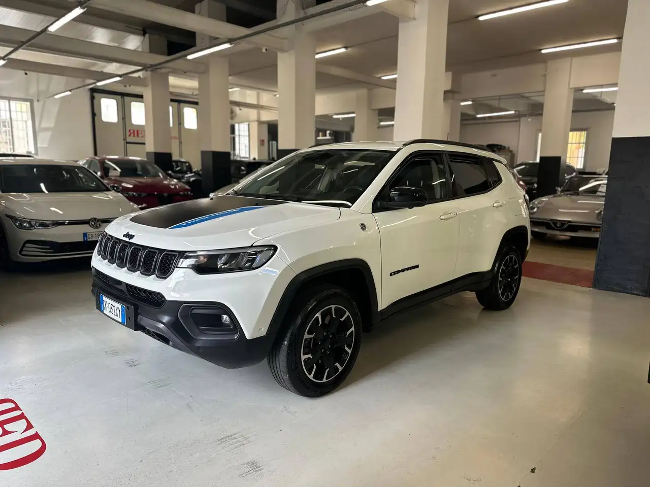Jeep Compass II 2021 1.3 turbo t4 phev Trailhawk 4xe auto, миниатюра 2
