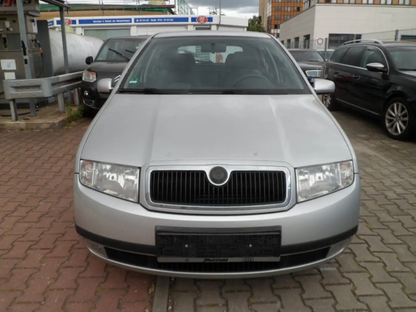 Skoda Fabia Fabia 1.4 Classic *TÜV bis 08/27 Silber - 1