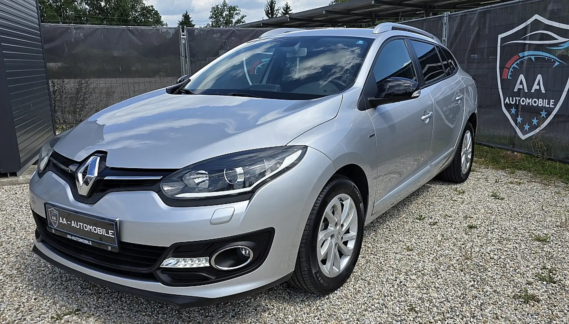 Renault Megane Mégane Grandtour Limited Energy TCe 115 Grau - 1