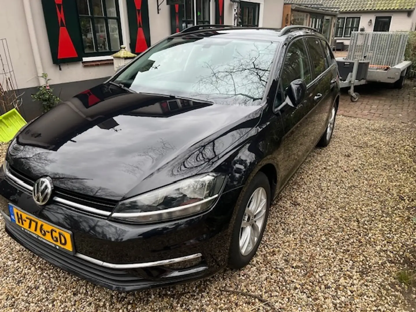 Volkswagen Golf Golf 1.0 TSI Highline Zwart - 2
