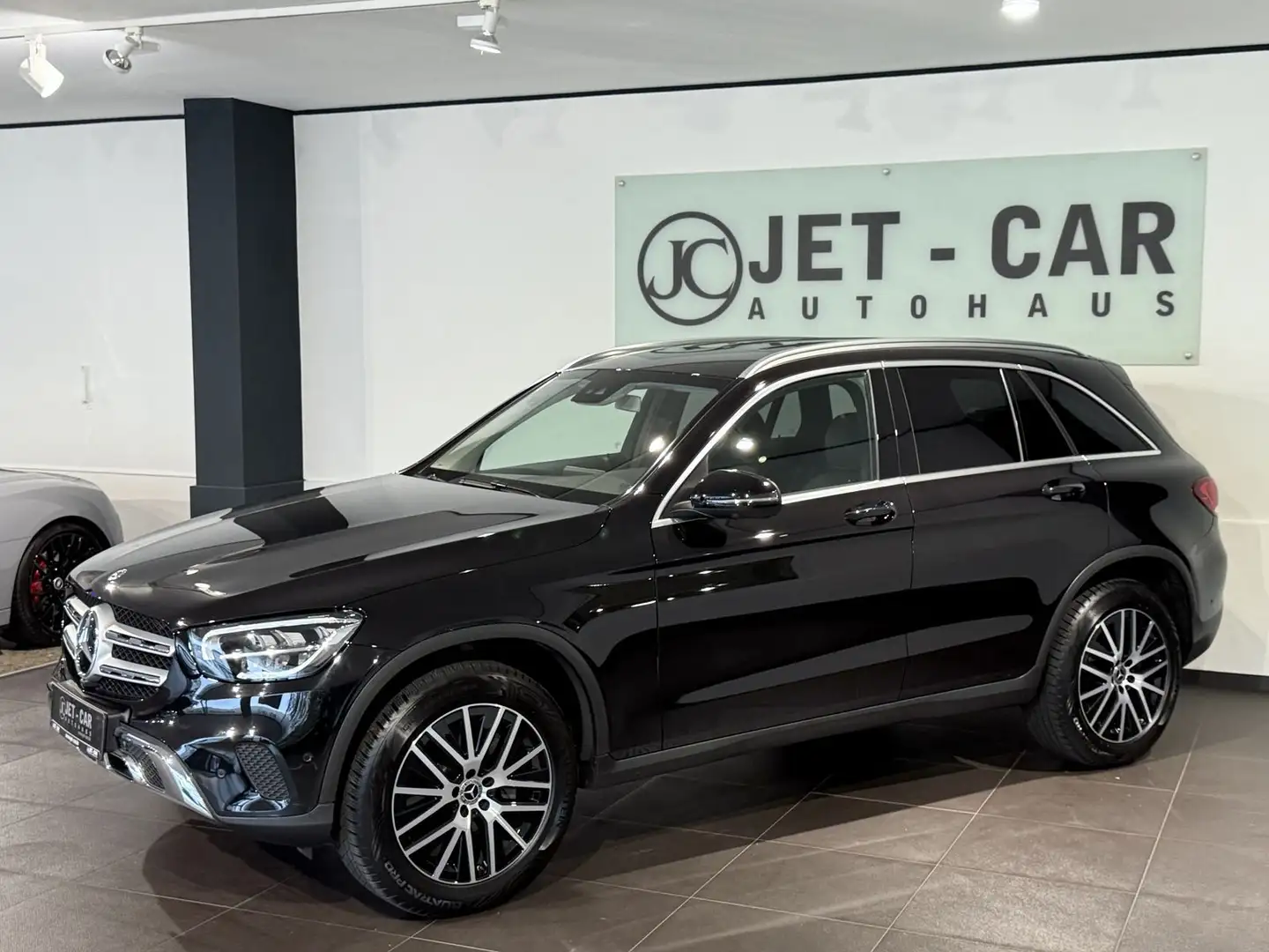 Mercedes-Benz GLC 220 d 4Matic AMG *Led-360°-2.HD.-19* Schwarz - 1