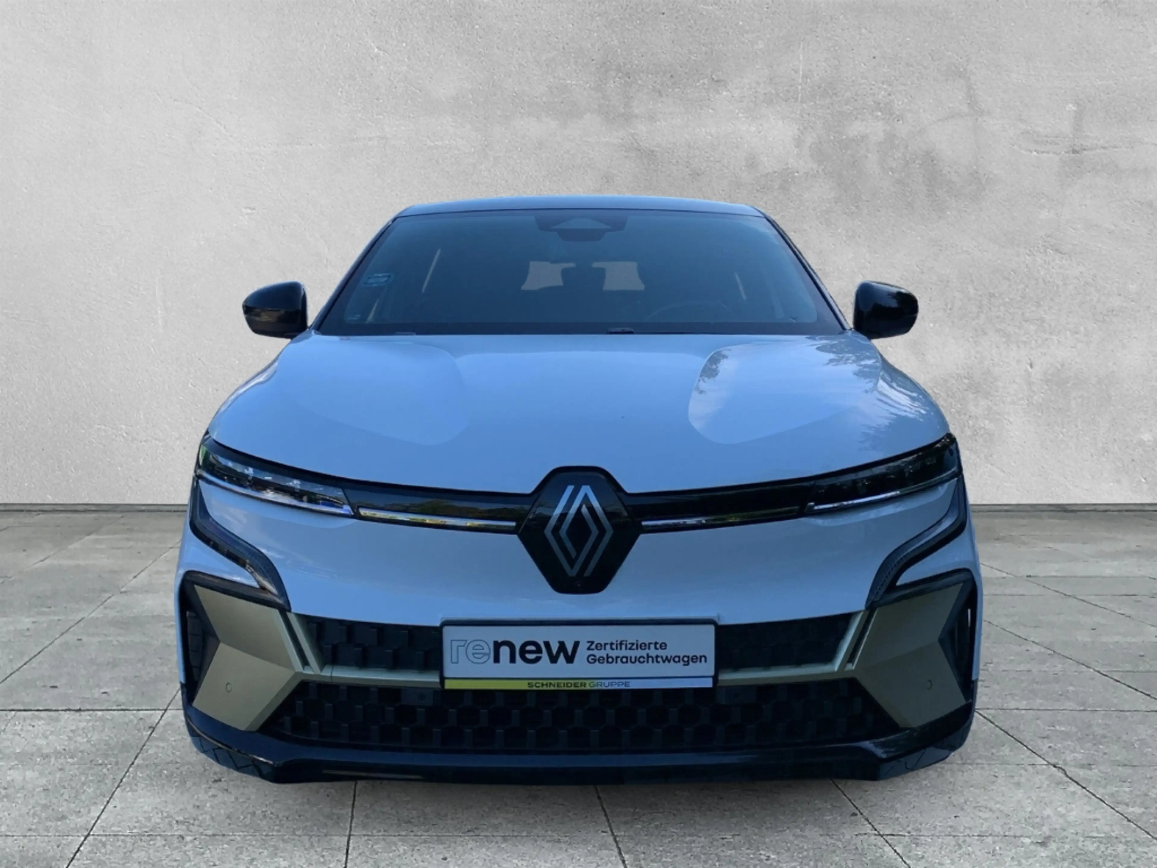 Renault Megane E-Tech ICONIC 220hp AUTOM+NAVI+LED+SHZ — photo 8