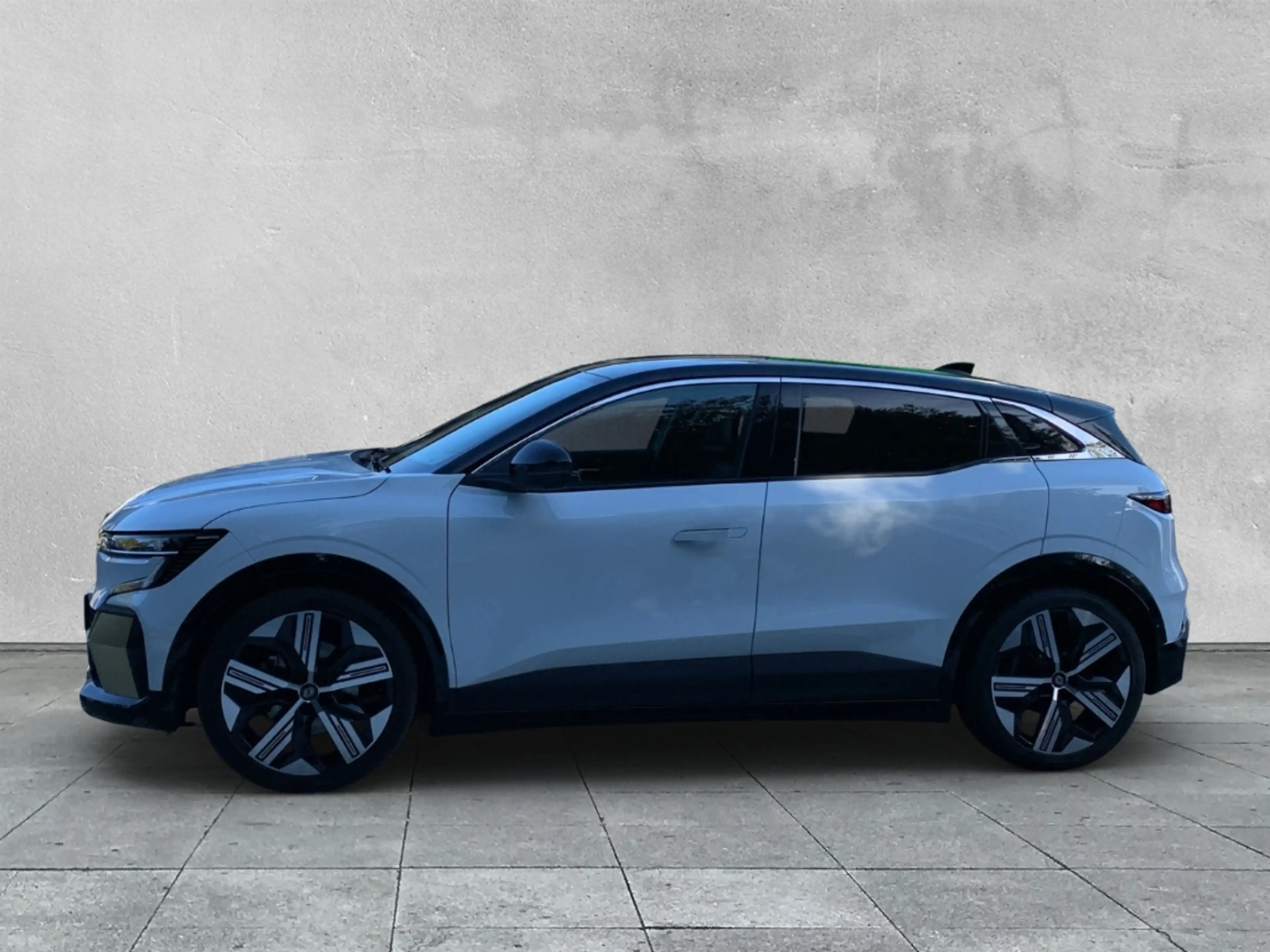 Renault Megane E-Tech ICONIC 220hp AUTOM+NAVI+LED+SHZ — photo 2