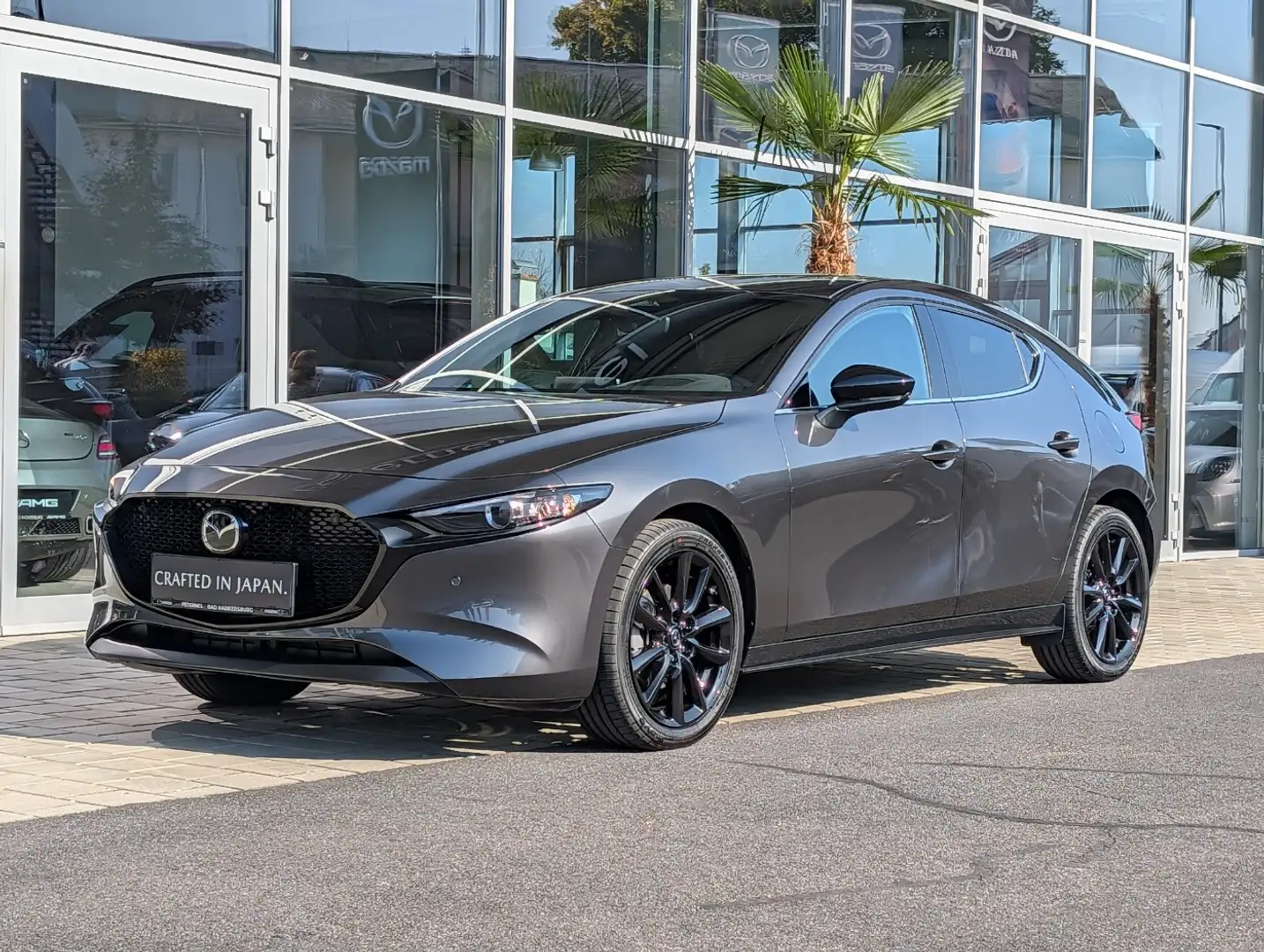 Mazda 3 2.5 G140 6AT HOMURA CarPlay DAB AUT Grau - 2