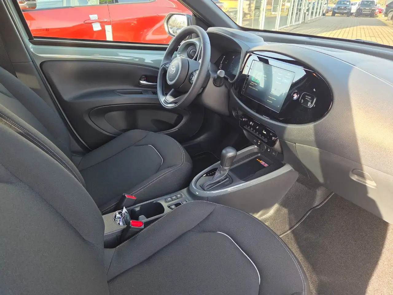 Toyota Aygo X 1.5 HEV TEAMPLAYER CVT Sitzheizung 11