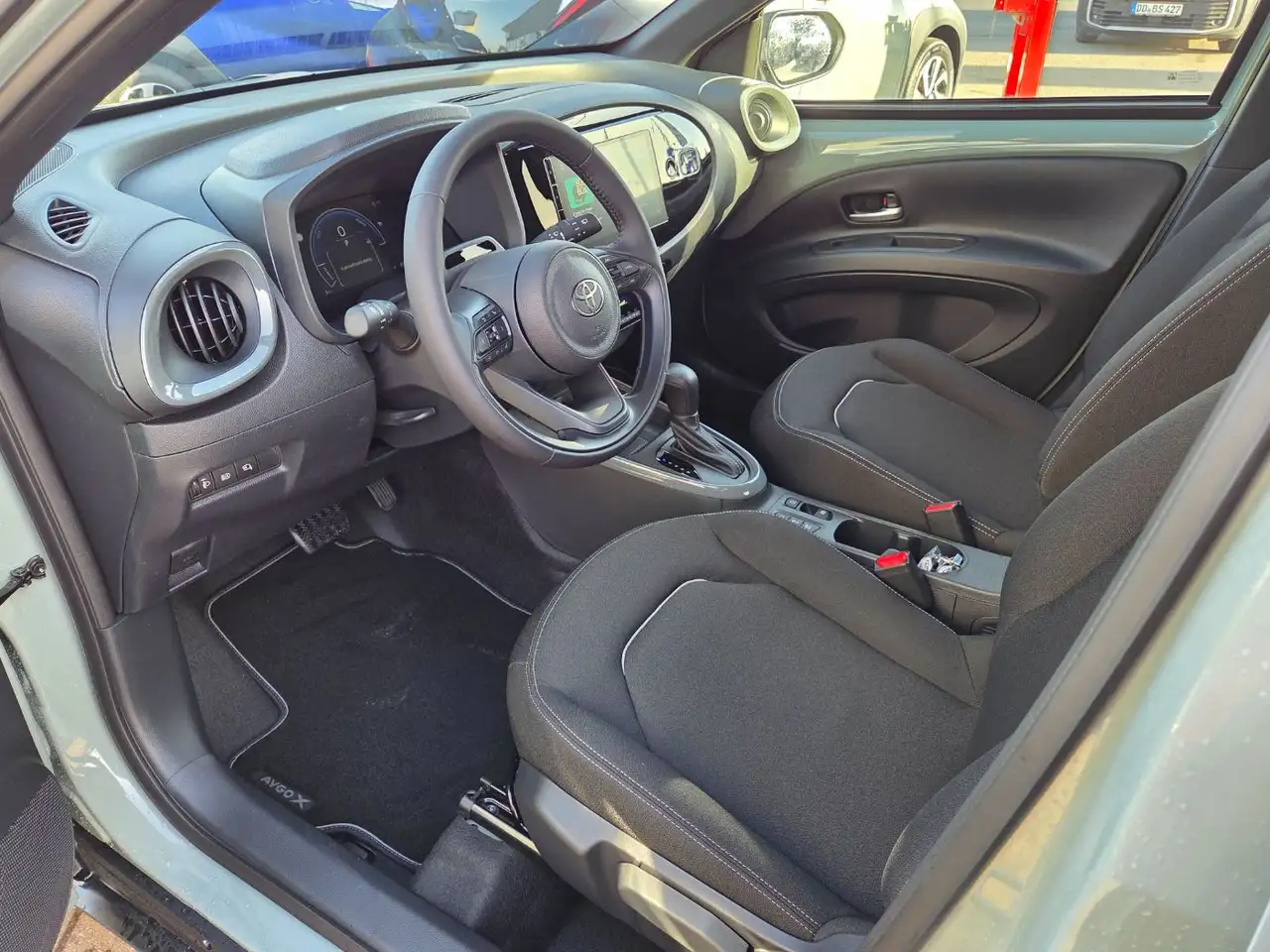 Toyota Aygo X 1.5 HEV TEAMPLAYER CVT Sitzheizung 8