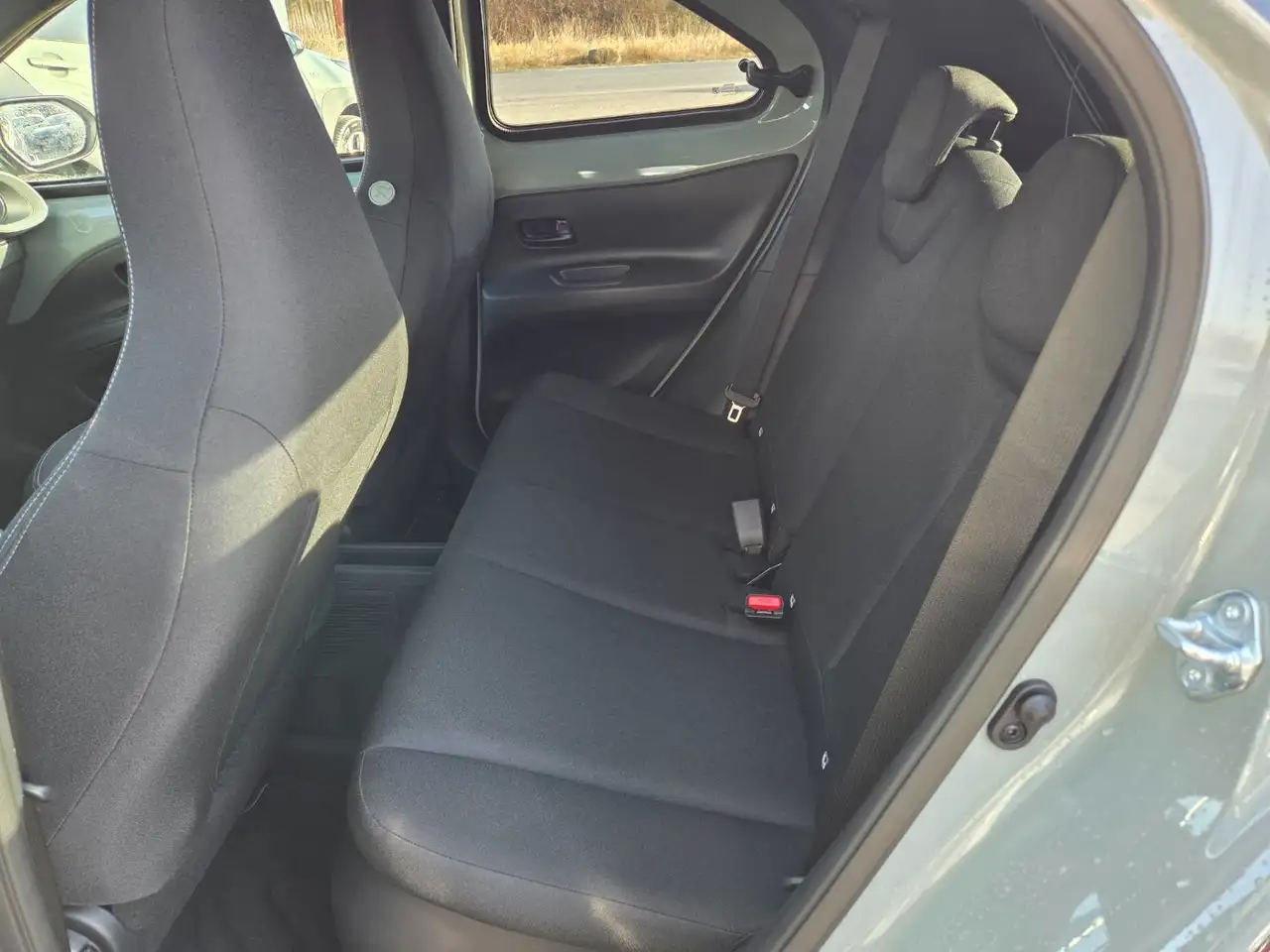 Toyota Aygo X 1.5 HEV TEAMPLAYER CVT Sitzheizung 10