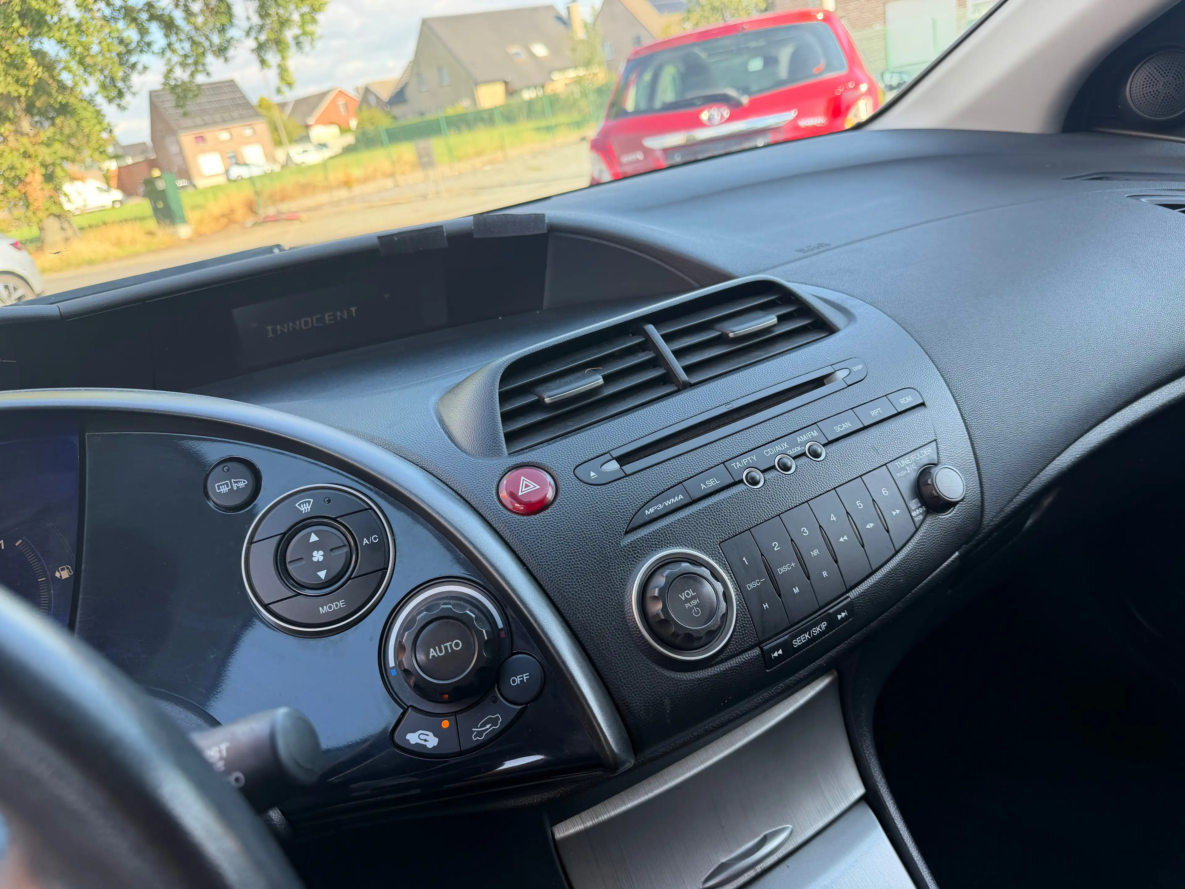 Honda Civic 1.8i 16v VTEC Sport **Garantie** — photo 15