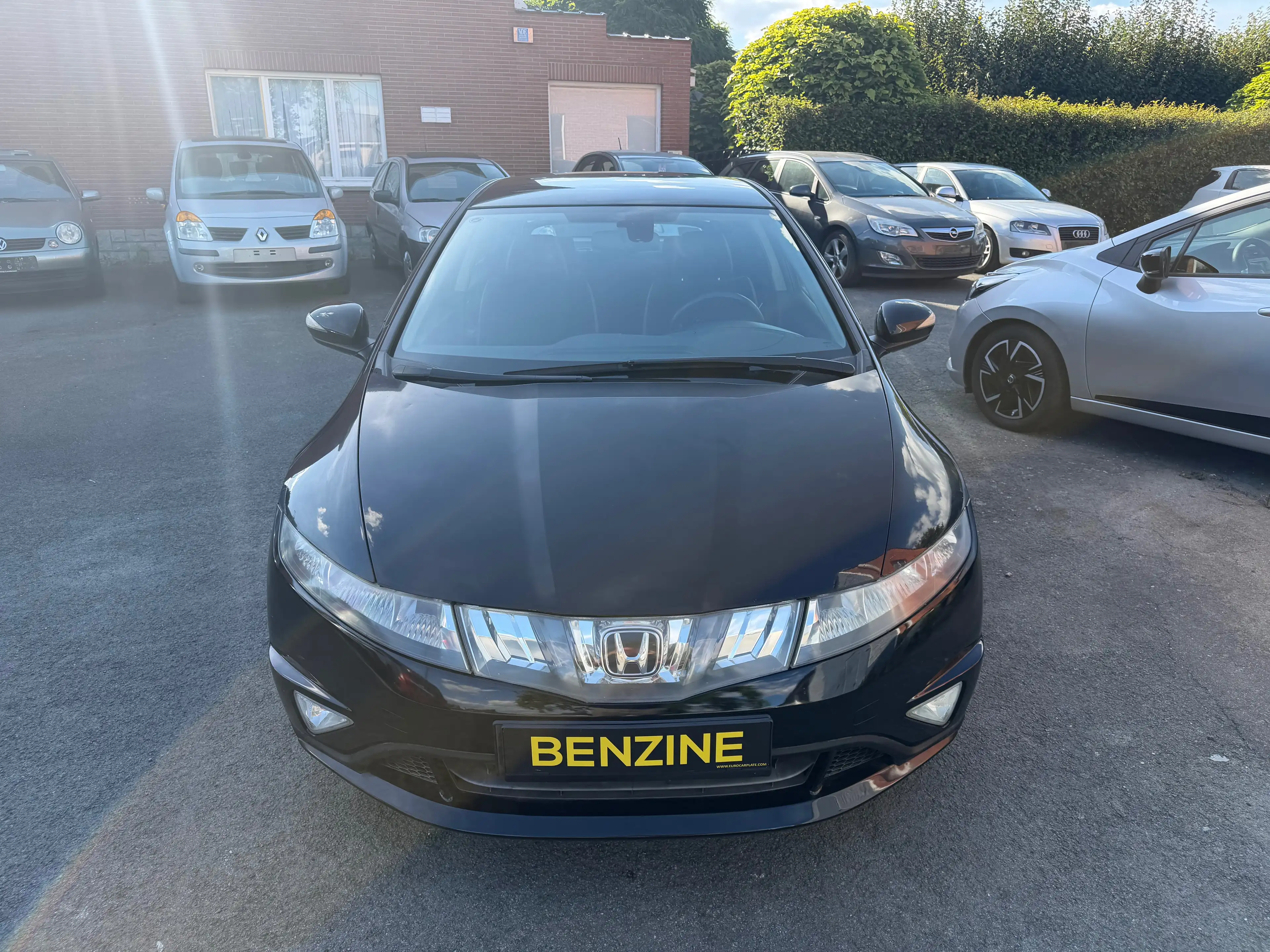 Honda Civic 1.8i 16v VTEC Sport **Garantie** — photo 2