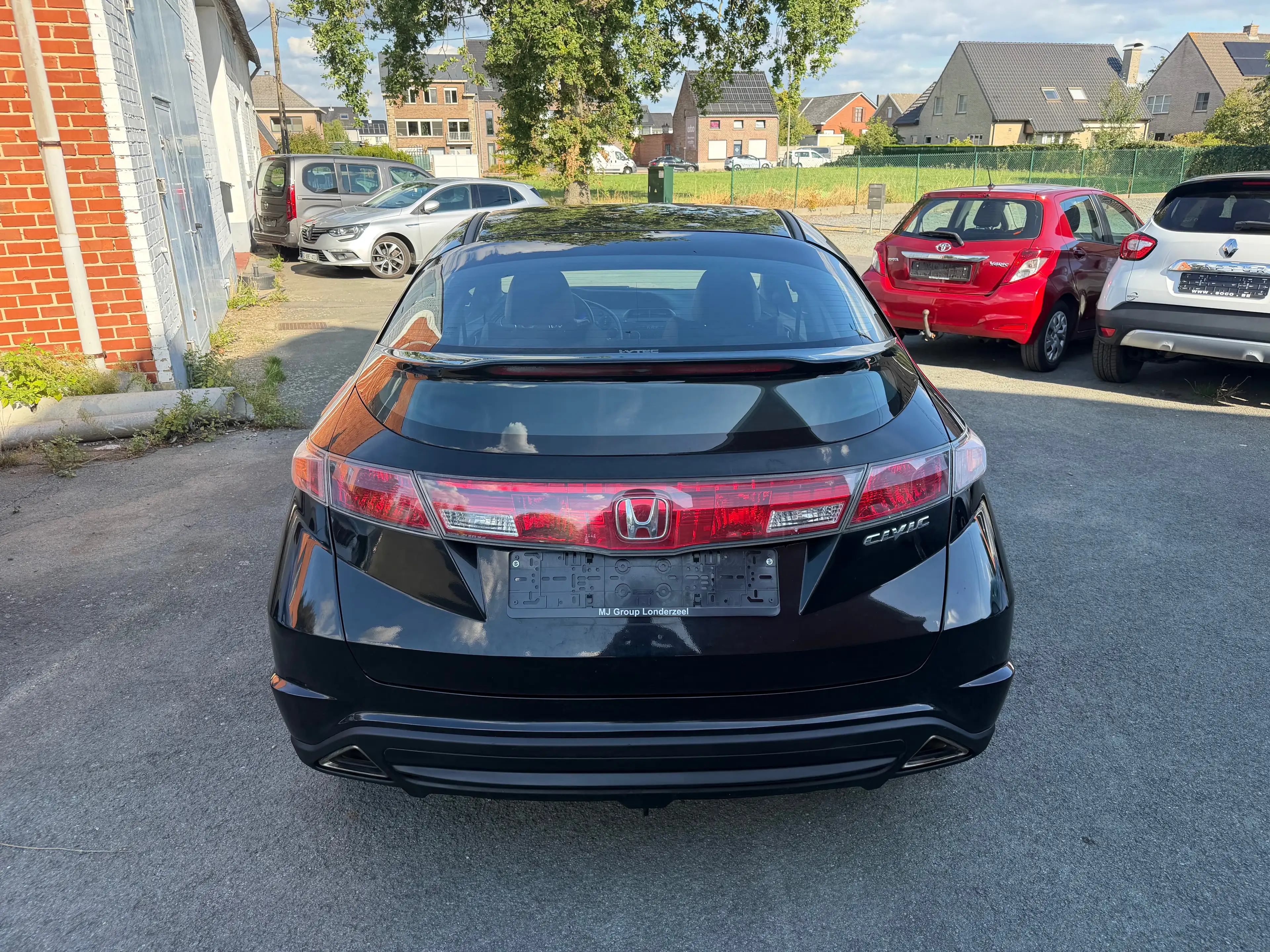 Honda Civic 1.8i 16v VTEC Sport **Garantie** — photo 5