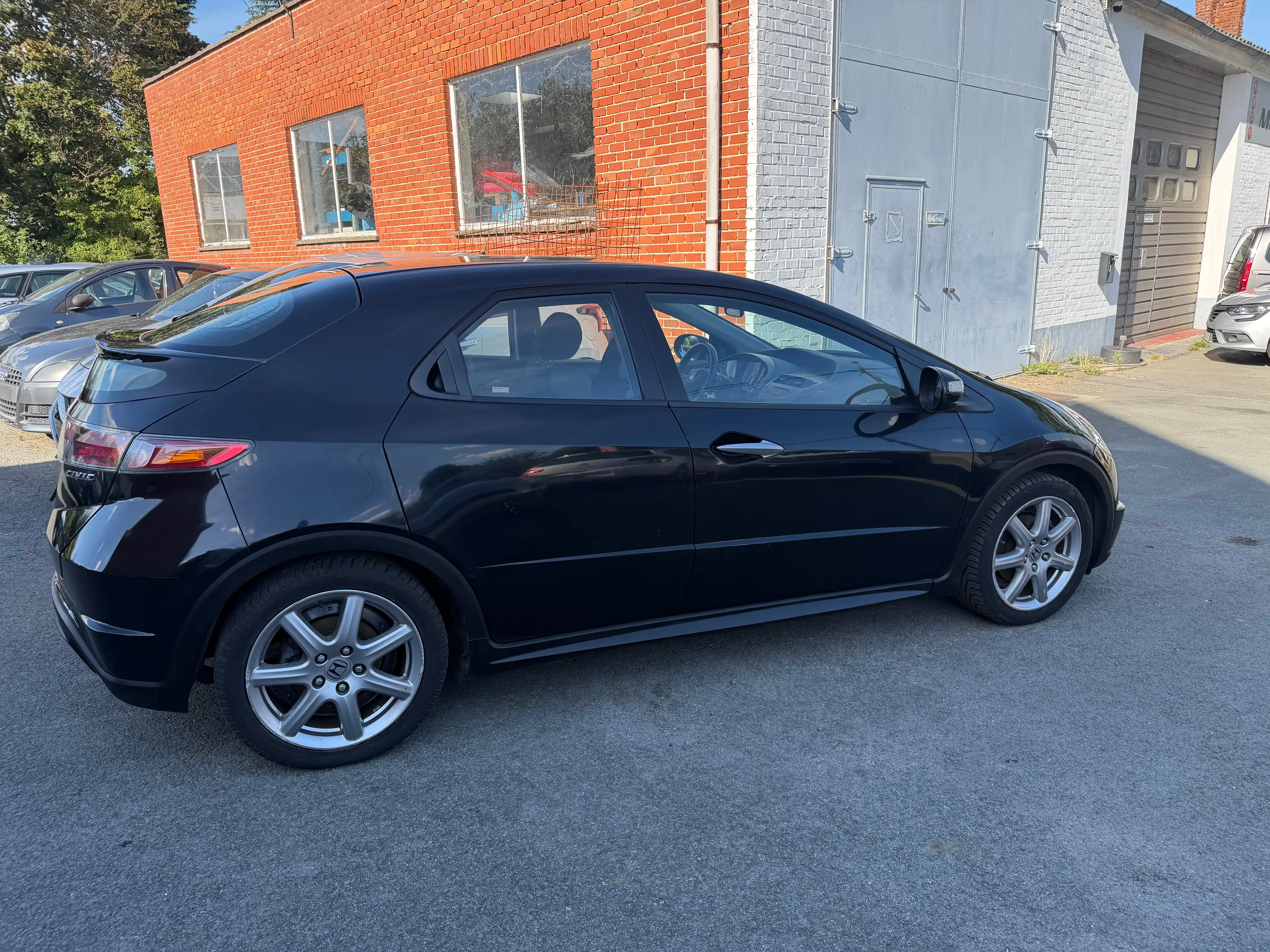 Honda Civic 1.8i 16v VTEC Sport **Garantie** — photo 7