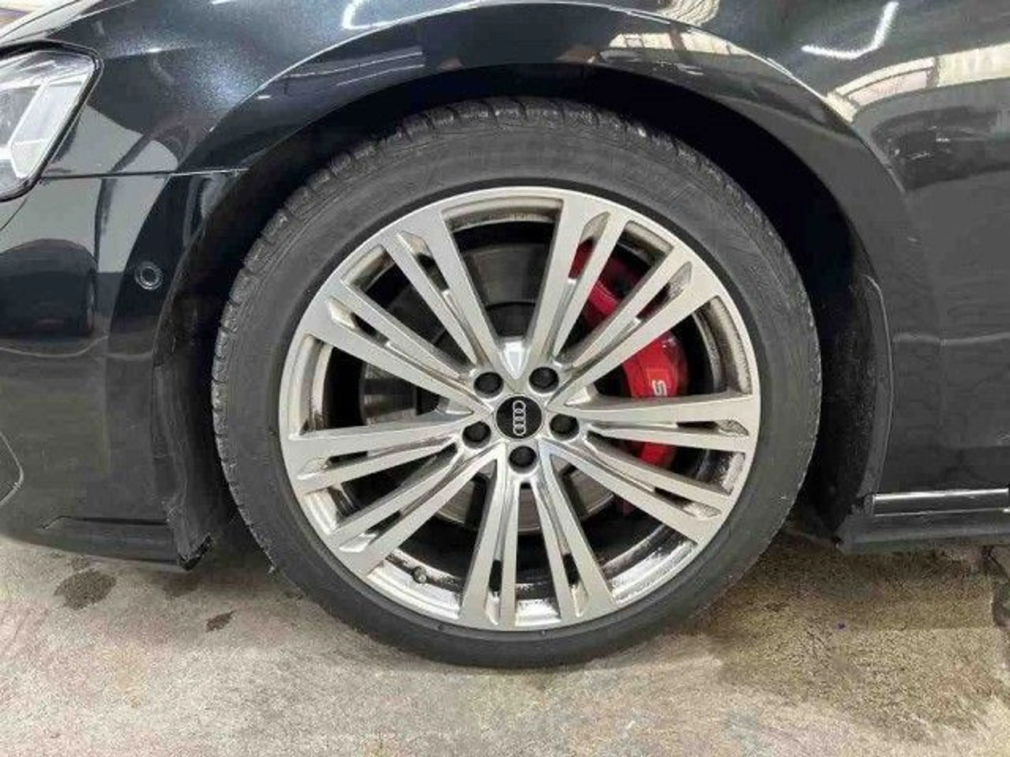 Audi S8 Lim 4.0 quattro MATRIX+B&O+PANO+AHK+STDHZ+HUD — photo 8