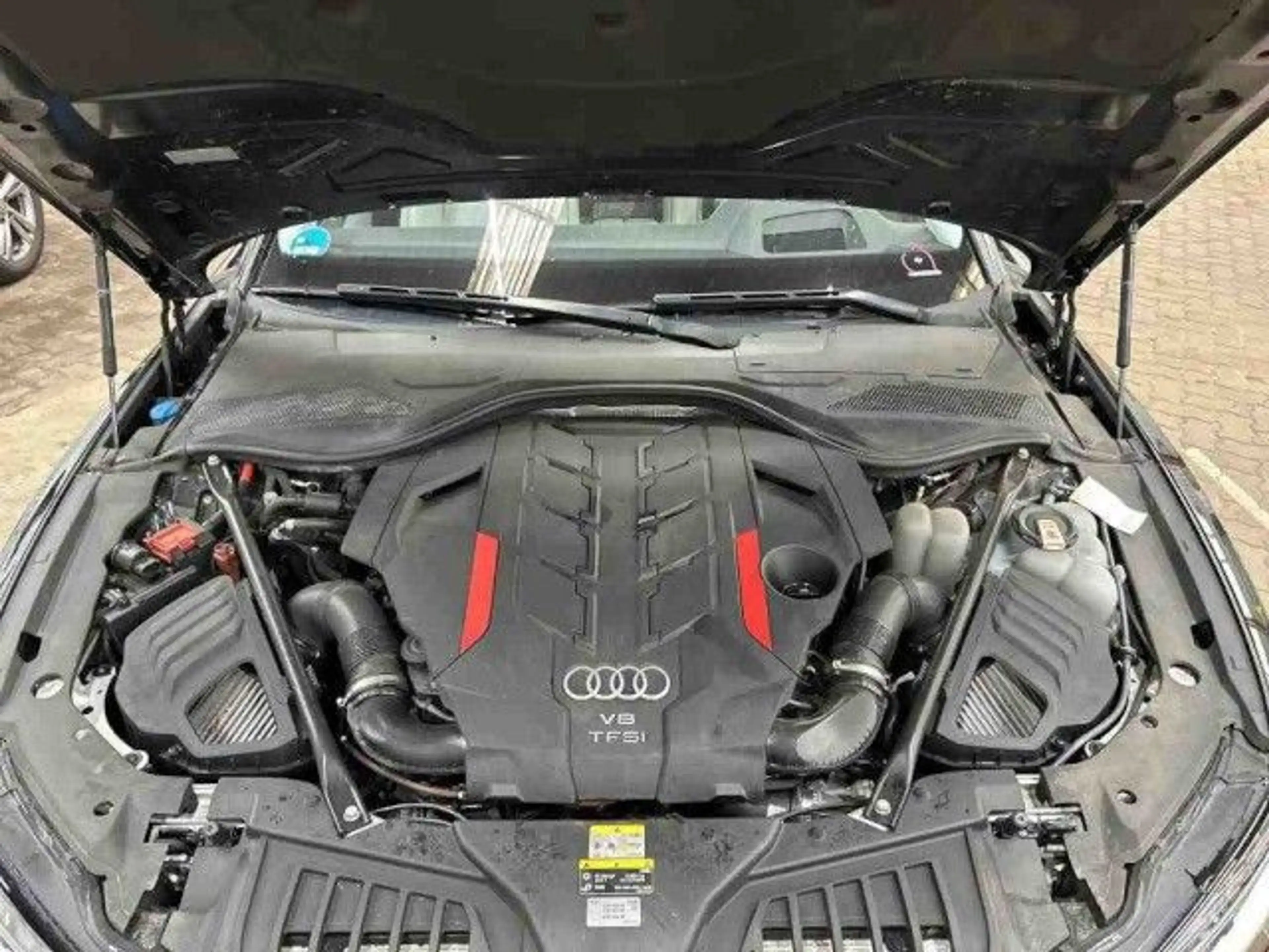 Audi S8 Lim 4.0 quattro MATRIX+B&O+PANO+AHK+STDHZ+HUD — photo 13